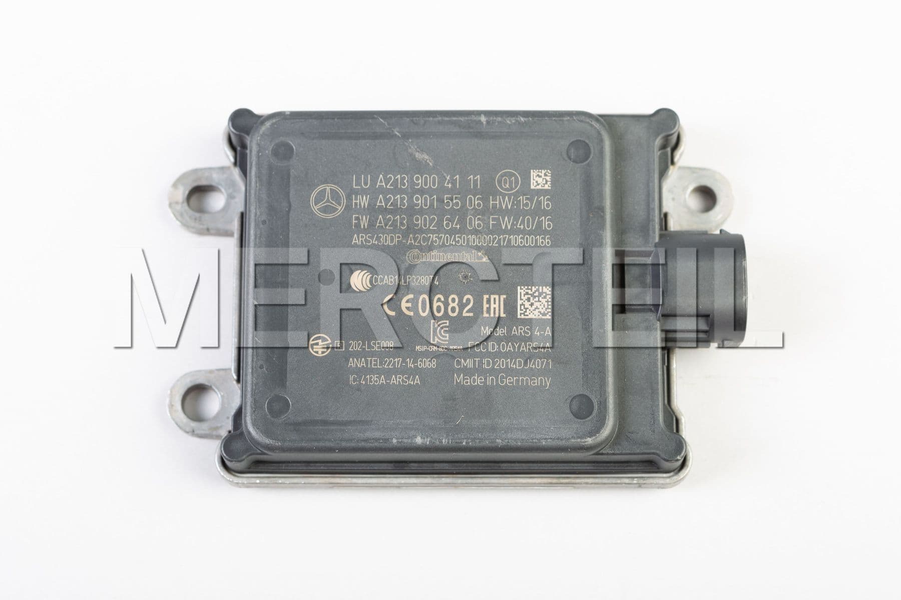 Buy The Spare Part Mercedes Benz A2139004111 Control Unit