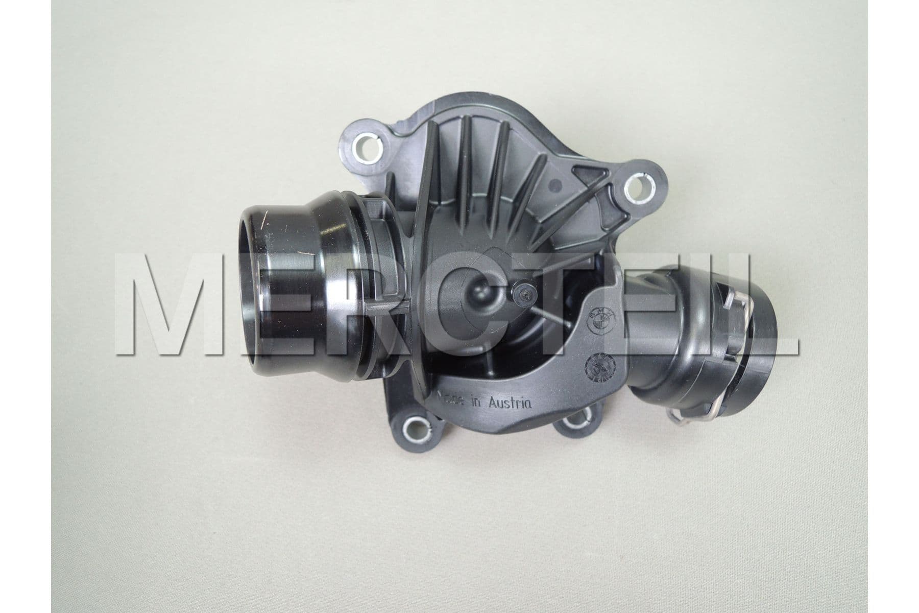 11517805811 BMW Thermostat mit Anschlussstutze