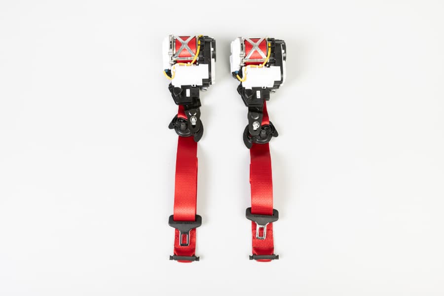E-Class Red Seat Belts Kit WS213 Genuine Mercedes-AMG