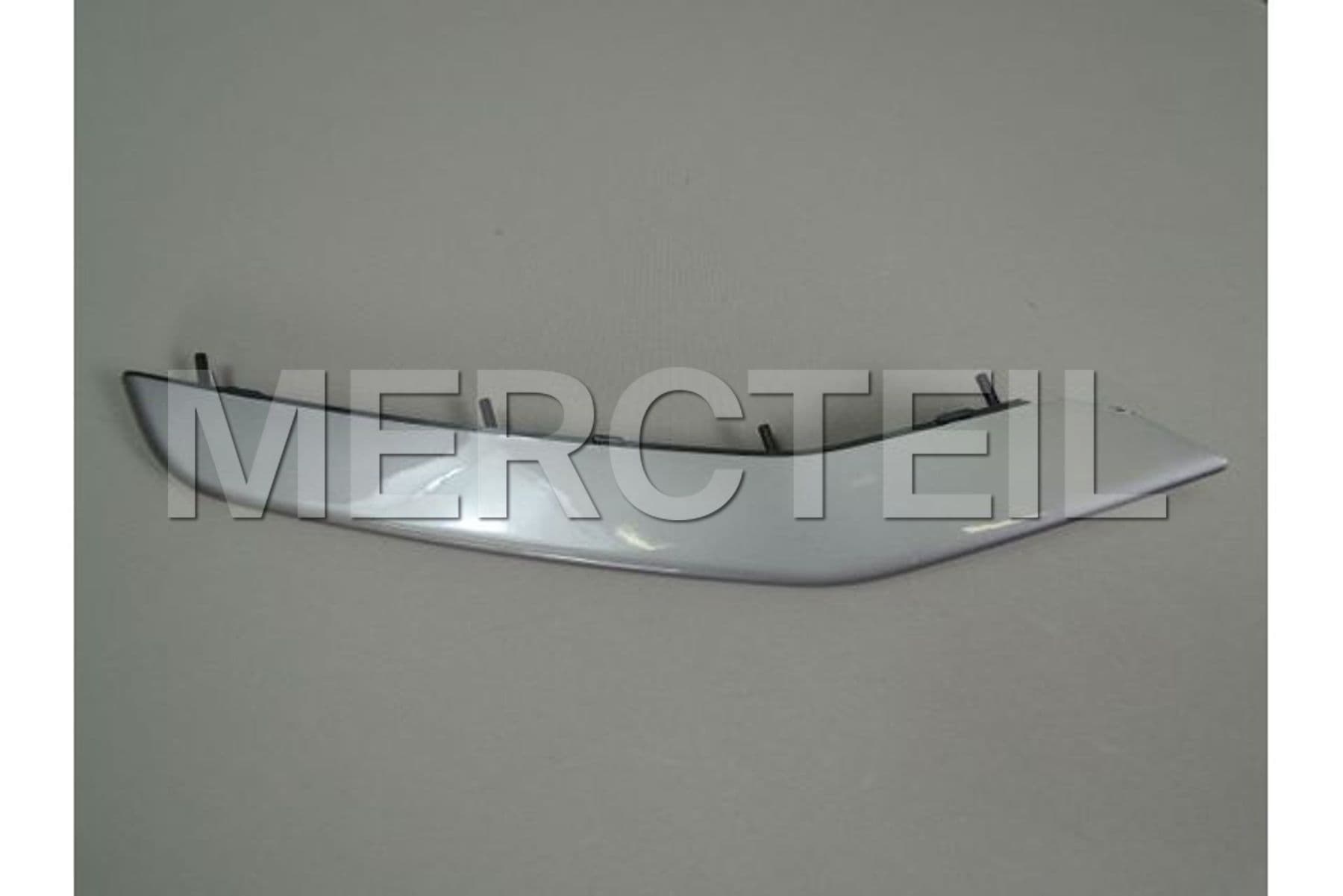 51118056867 BMW Trim on gril