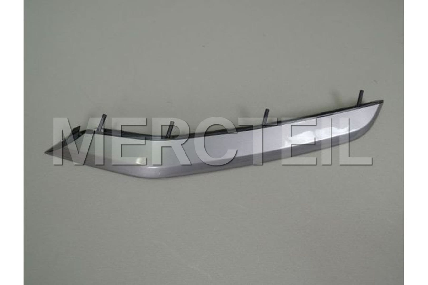 51118056867 BMW Trim on gril