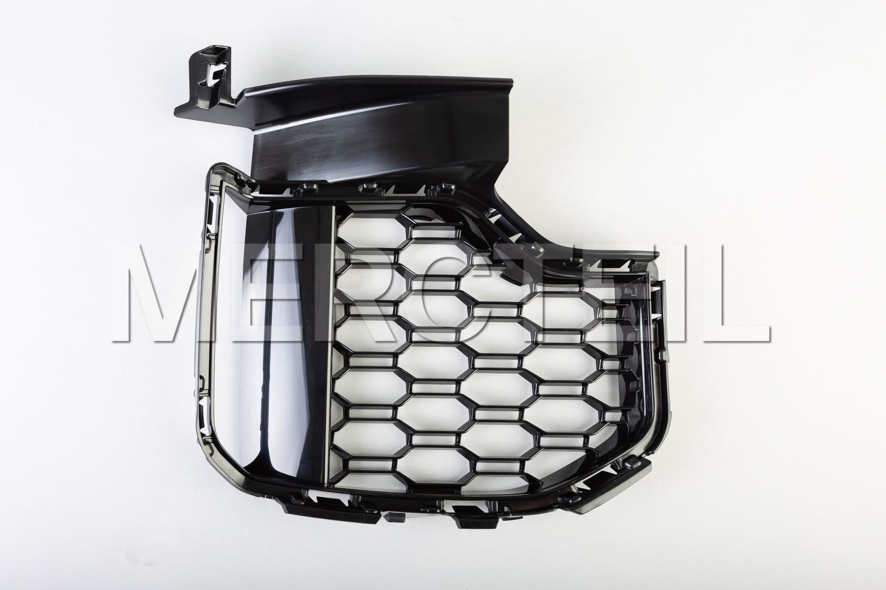 51118069210 BMW Grill, side,