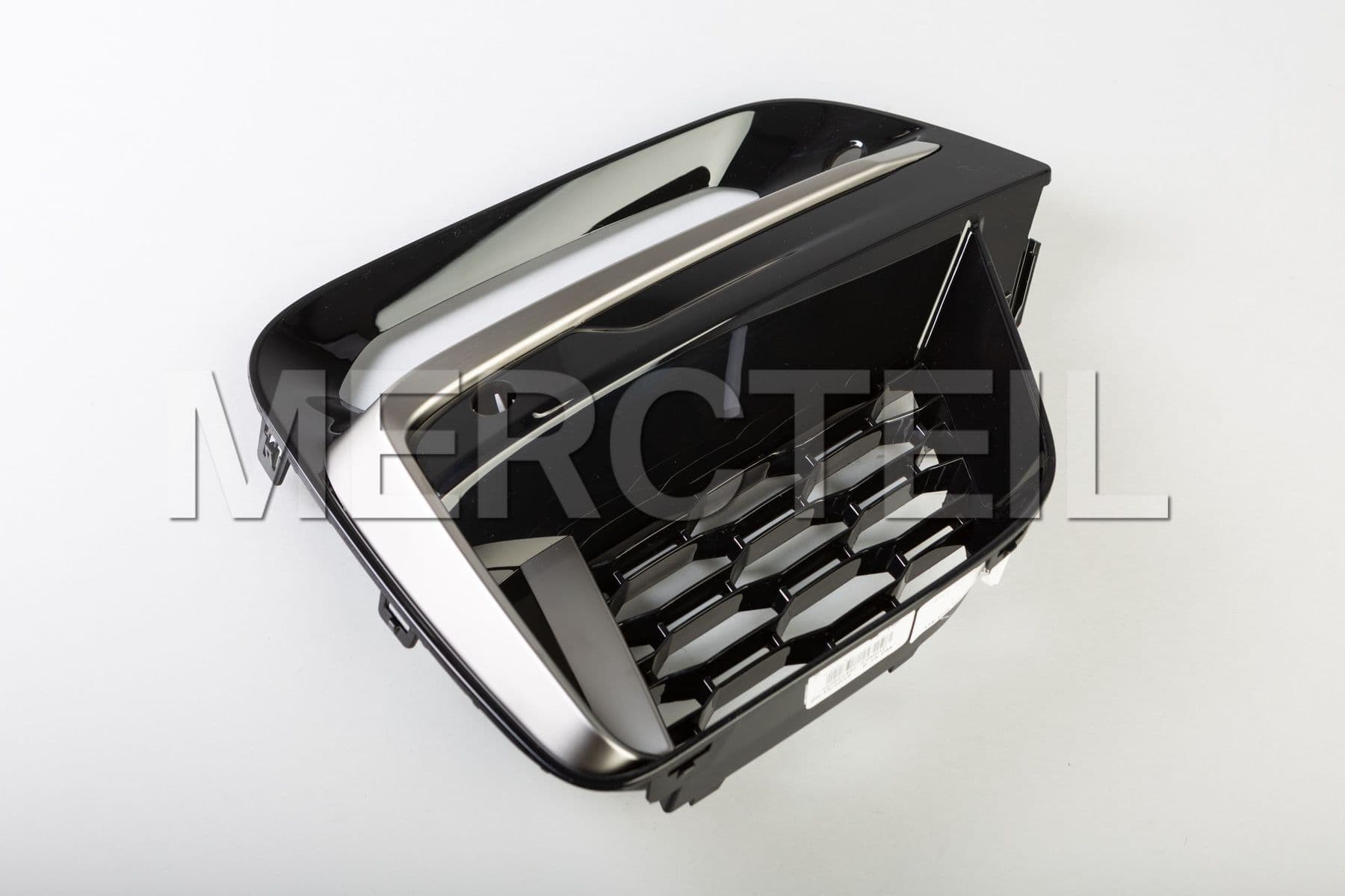 51118092760 BMW Grill  side