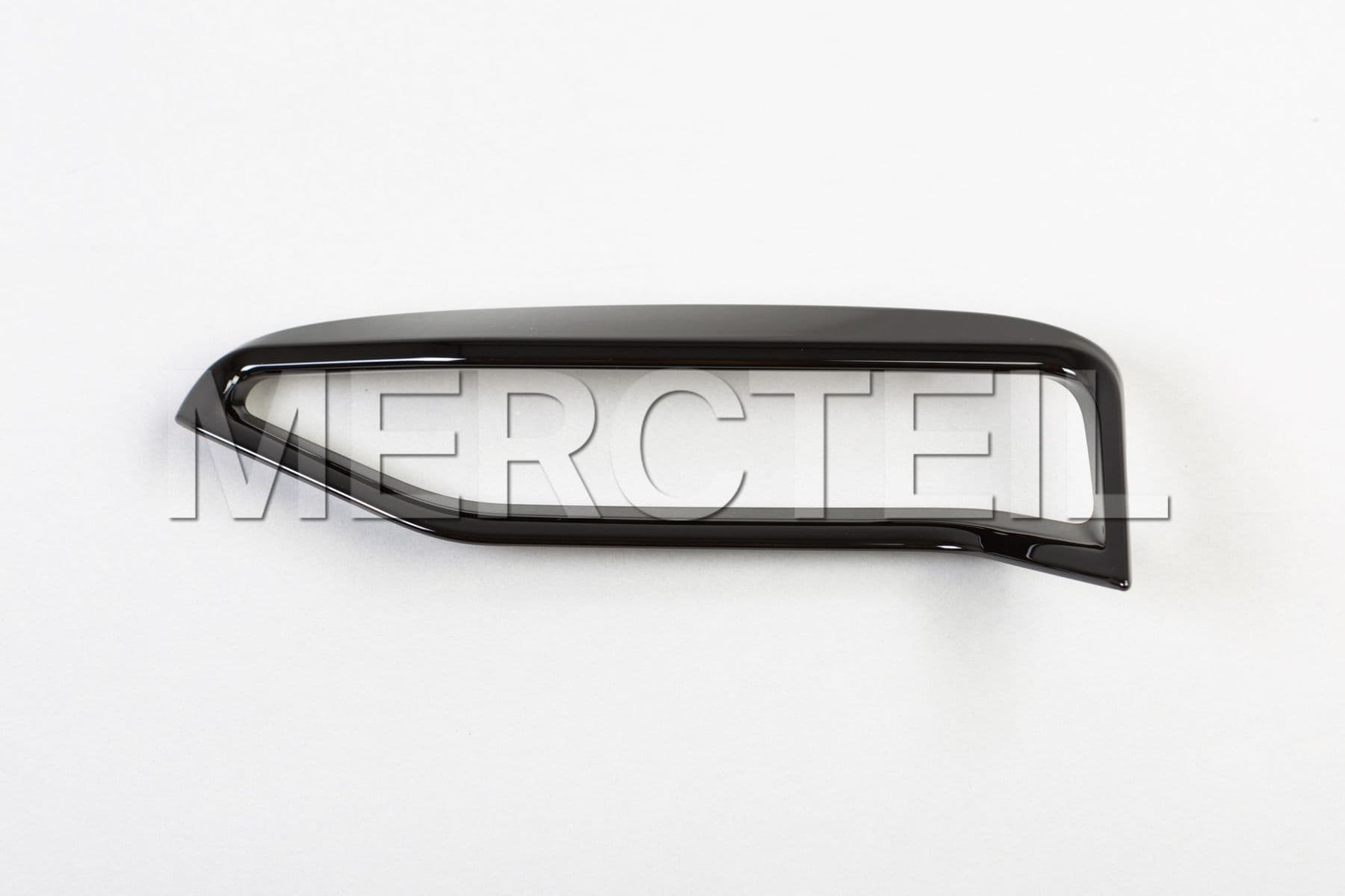 51118093301 BMW Trim on gril