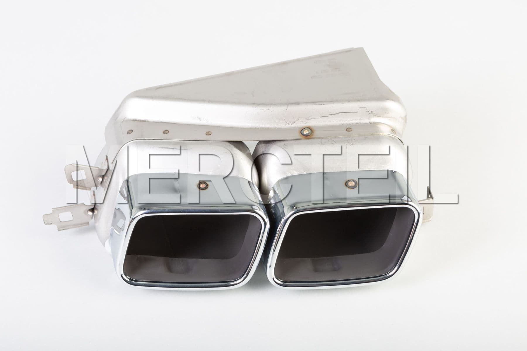 51127195362 BMW Covering rig