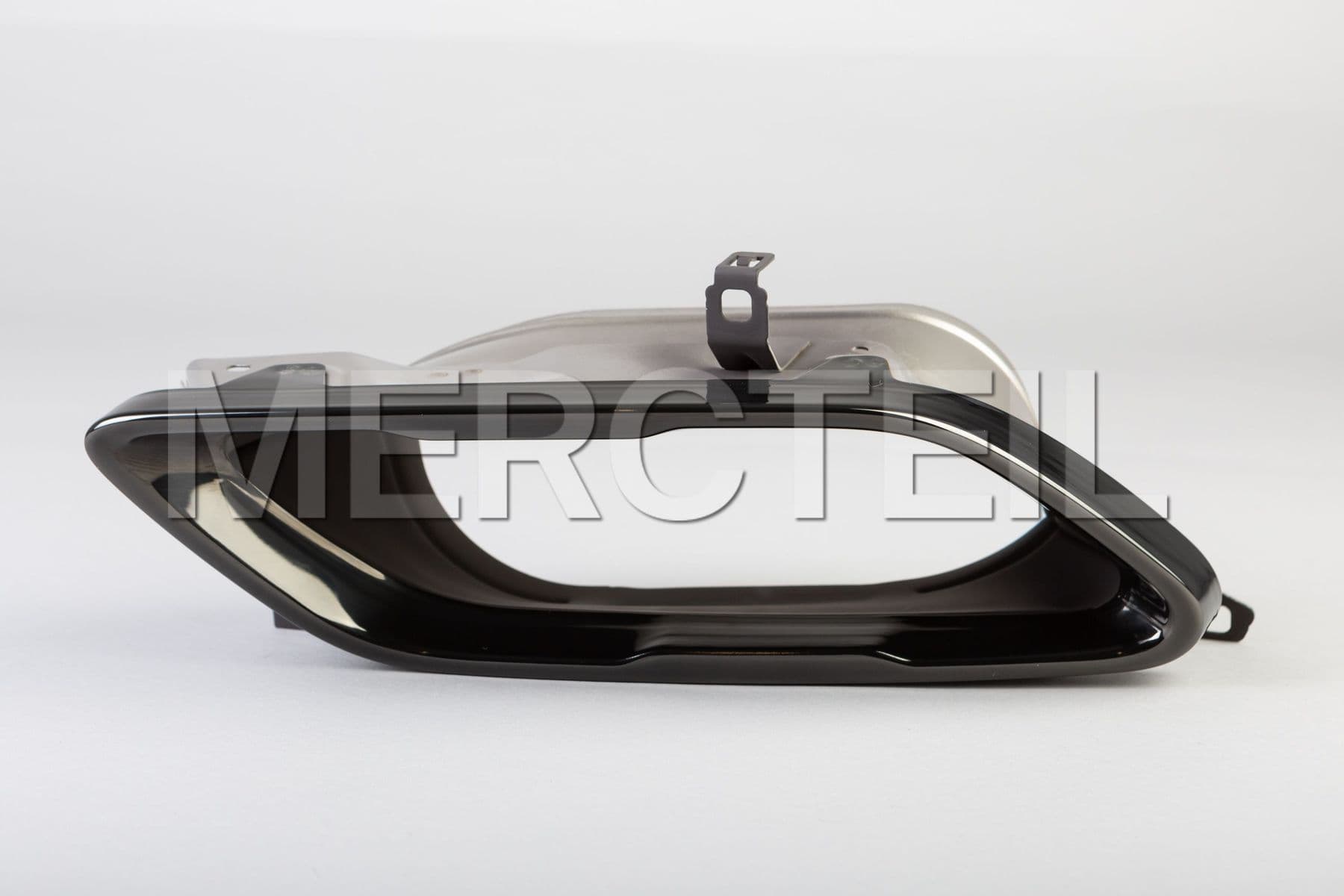 51128093900 BMW Trim, exhaus