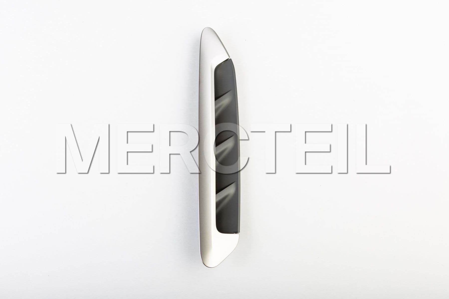 51137461076 BMW Zierblende Seitenwand vor