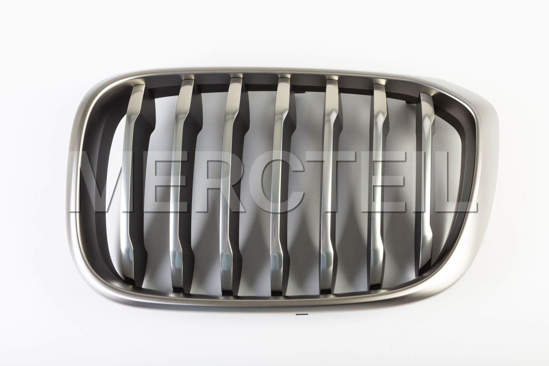 51137464933 BMW Grille, fron