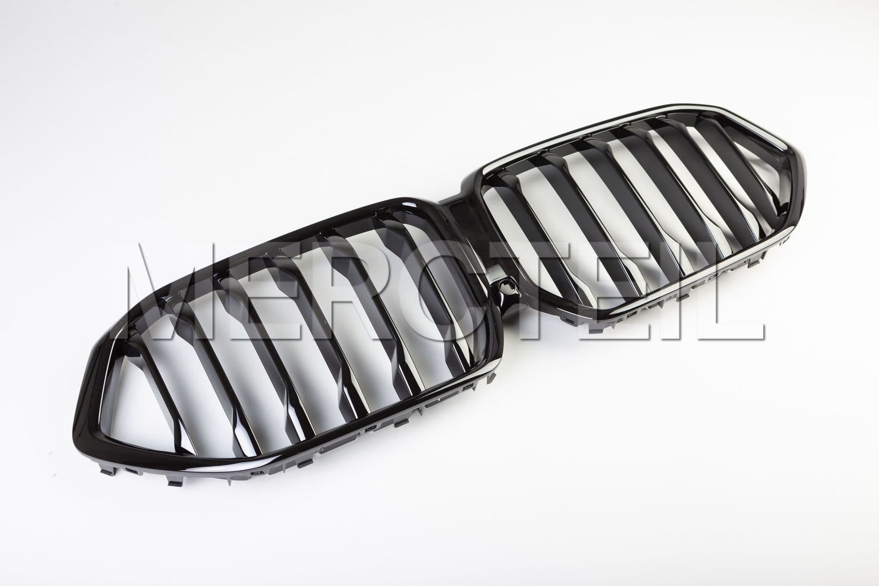 51138745303 BMW Grill front