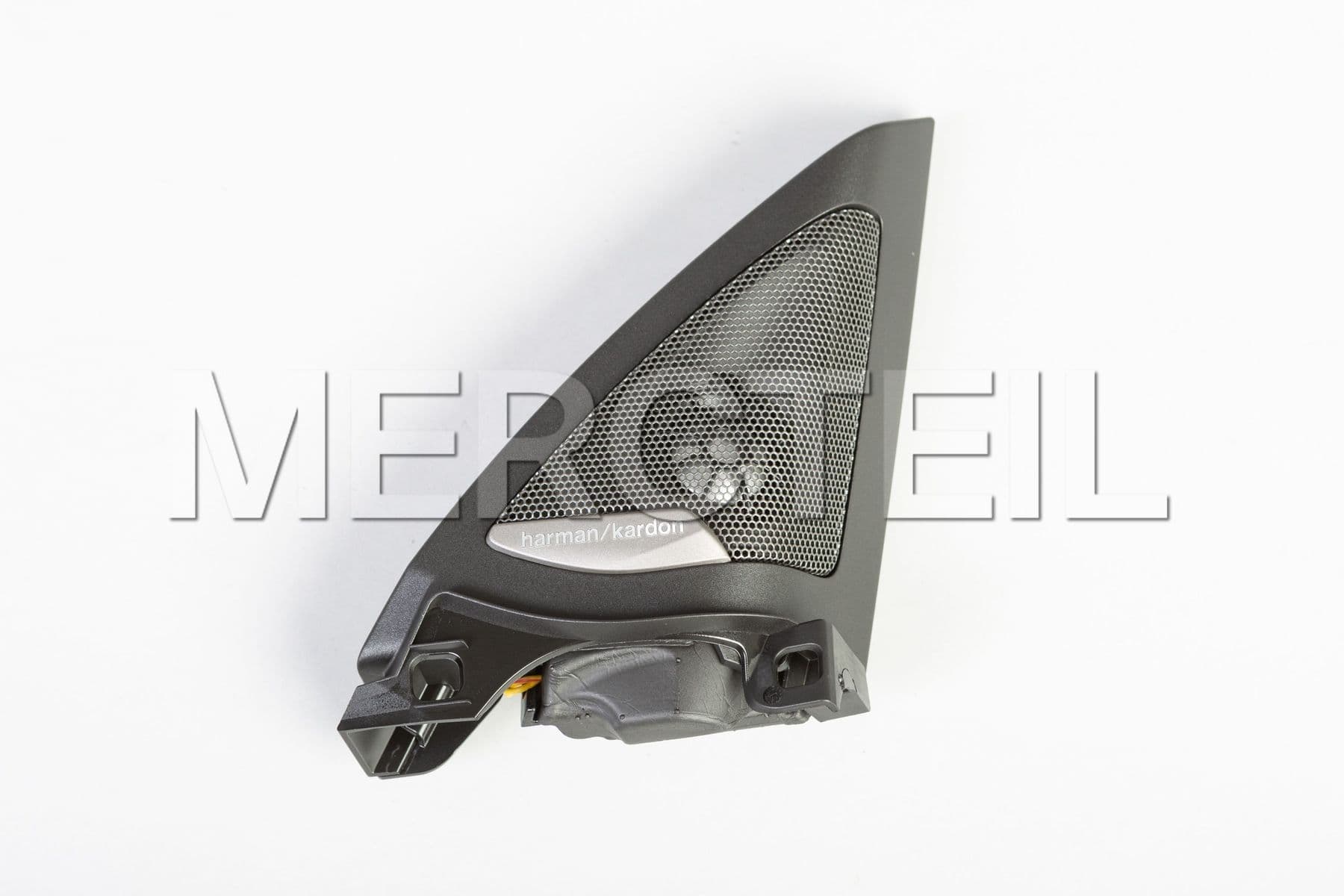 51337940184 BMW Corner mould
