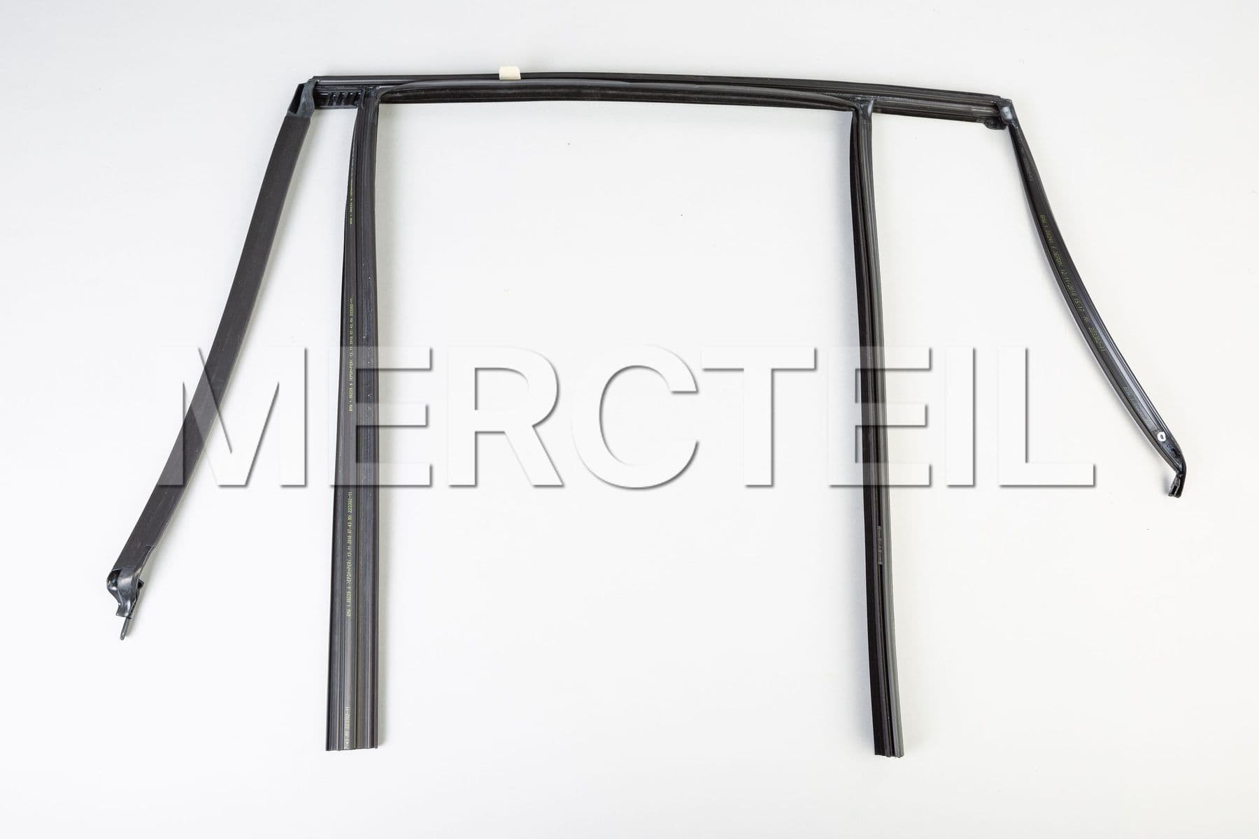 Kaufen Sie das Ersatzteil BMW 51357393448 fensterfuehrung tuer hint