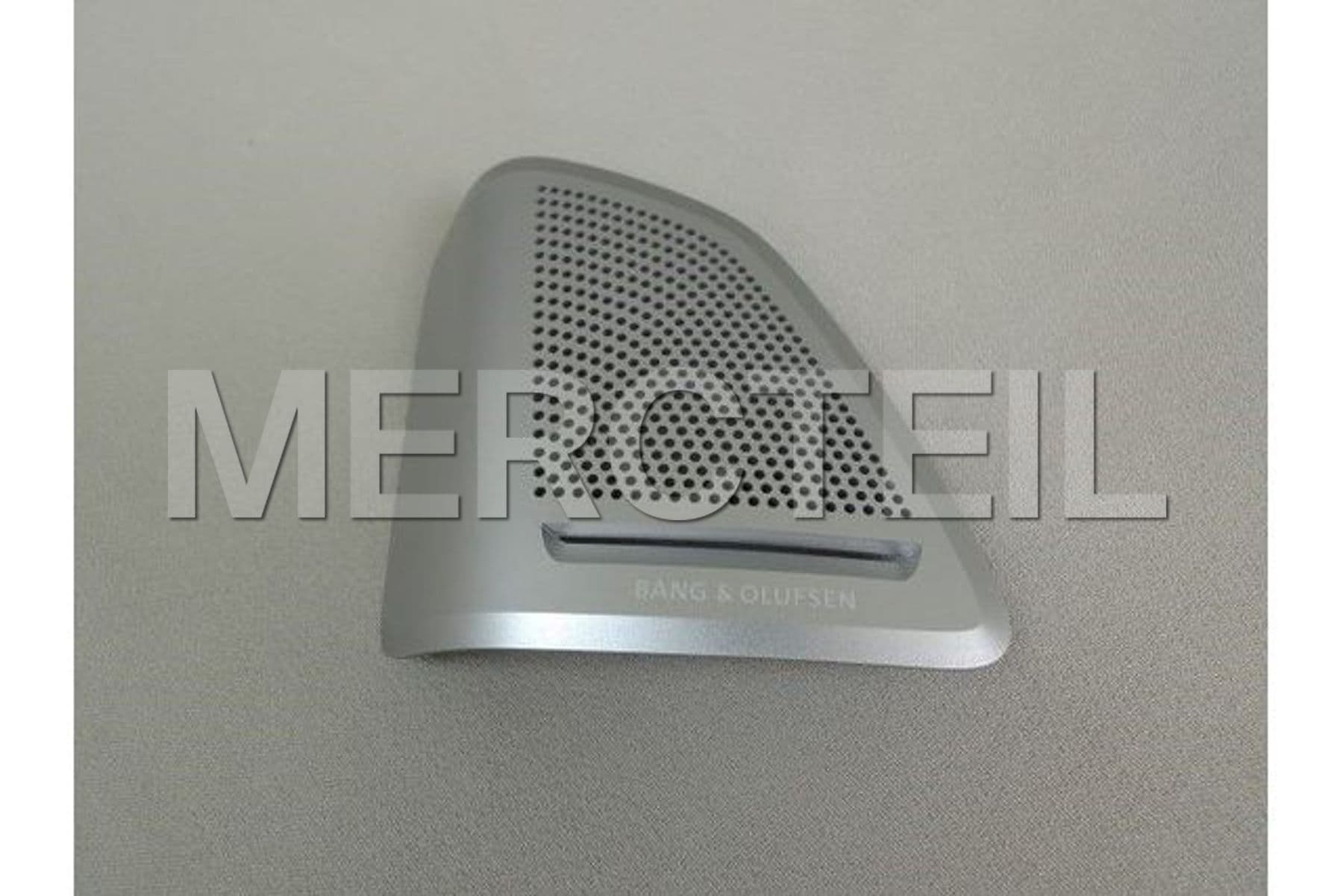 51417412827 BMW Grid left