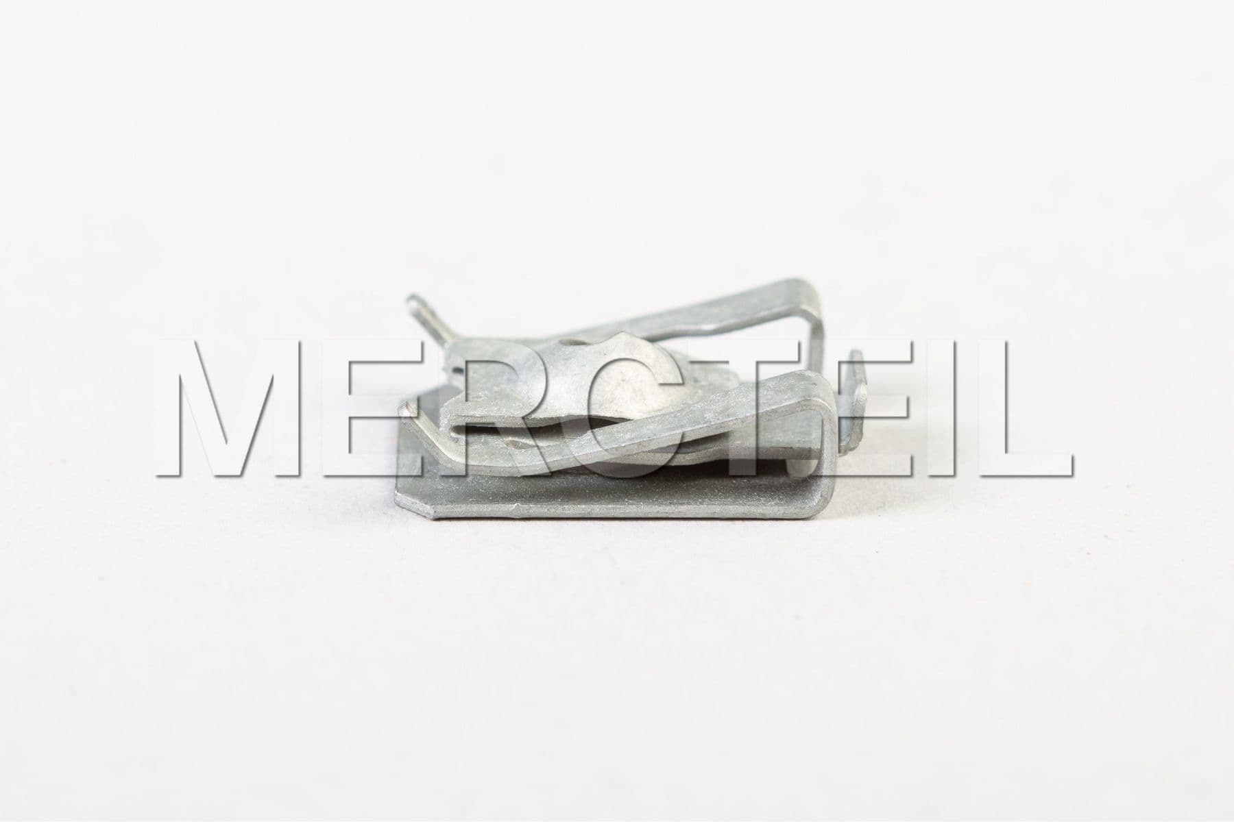 51717065773 BMW C-clip nut