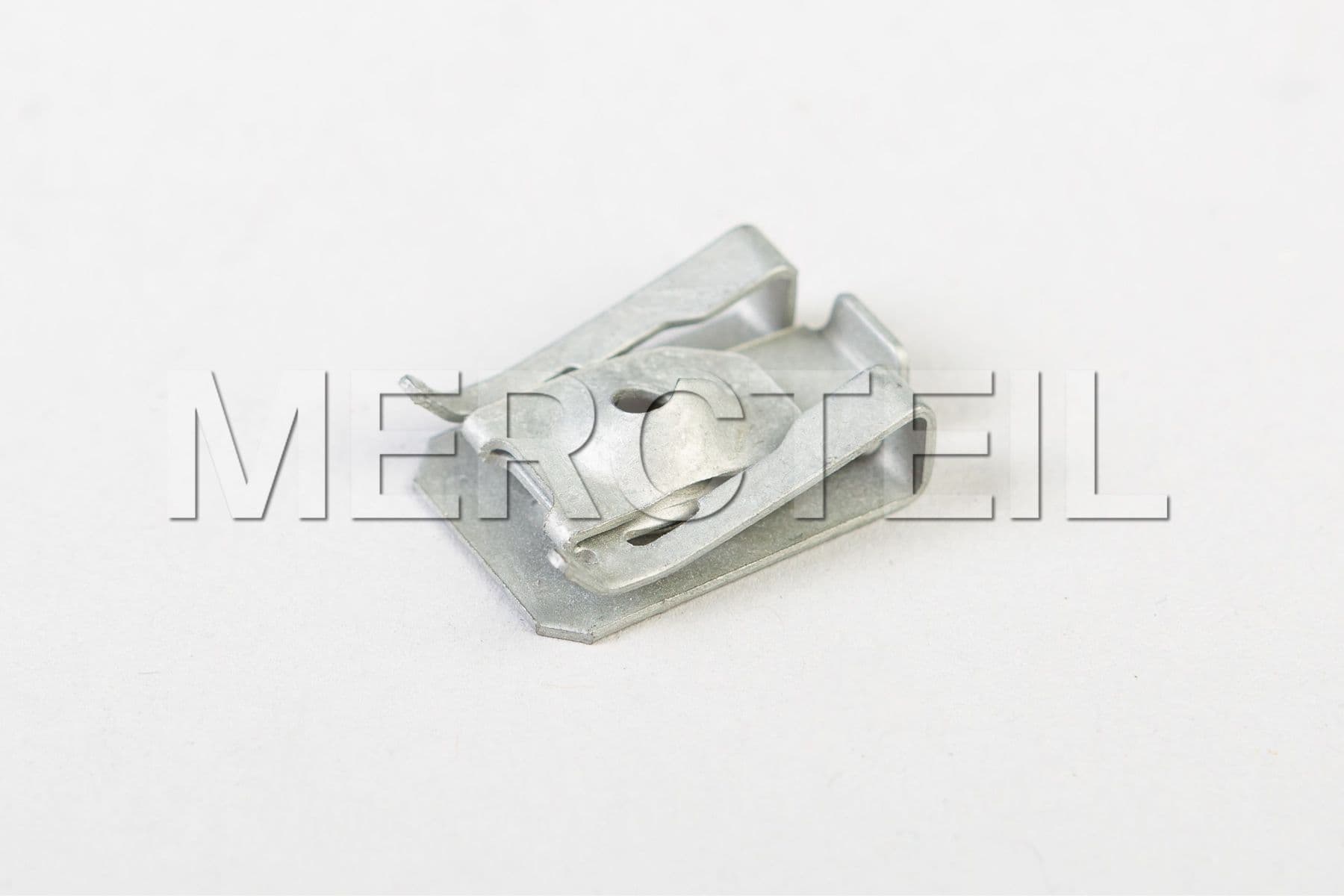 51717065773 BMW C-clip nut