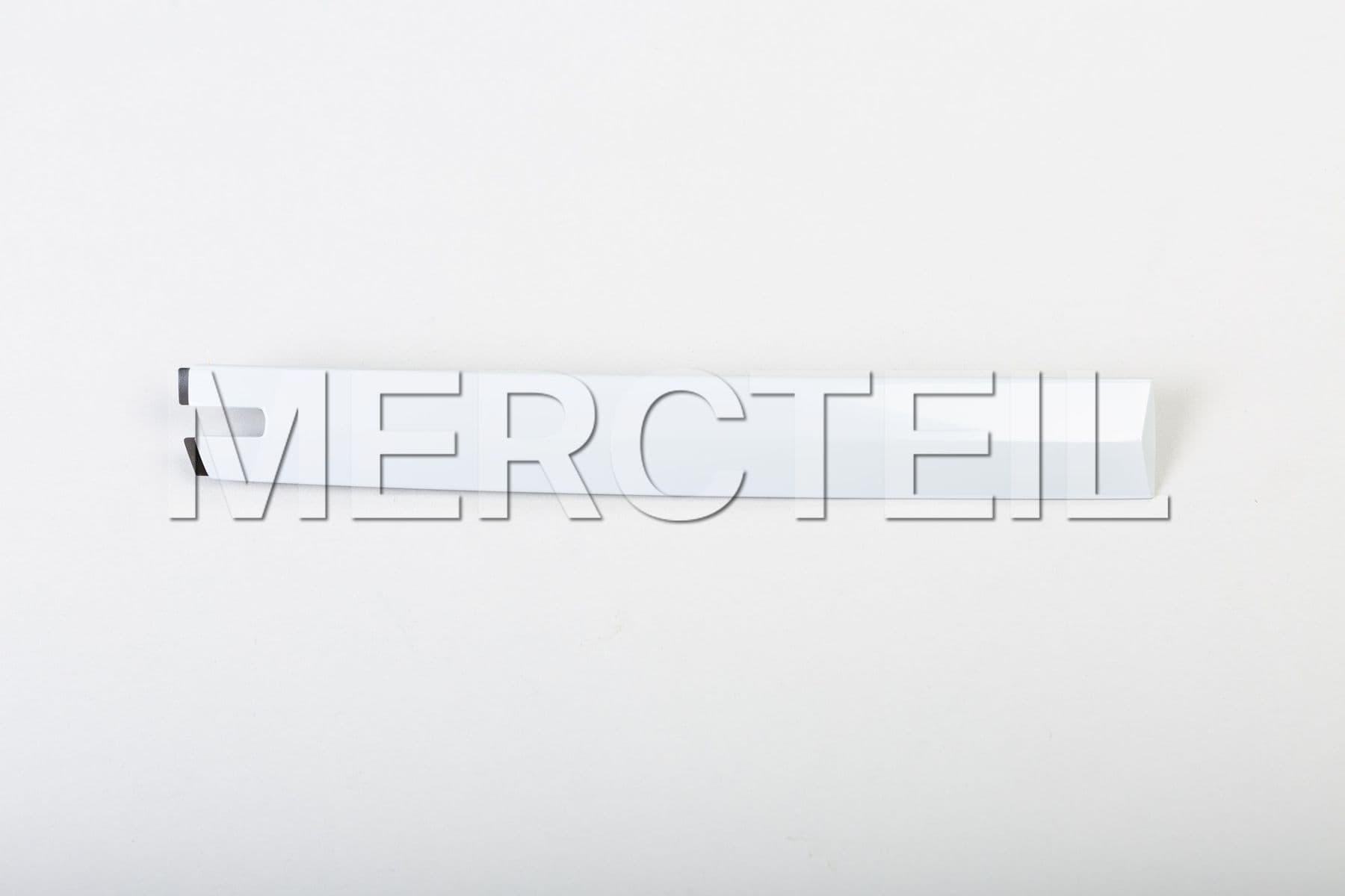 54377184037 BMW Roof molding