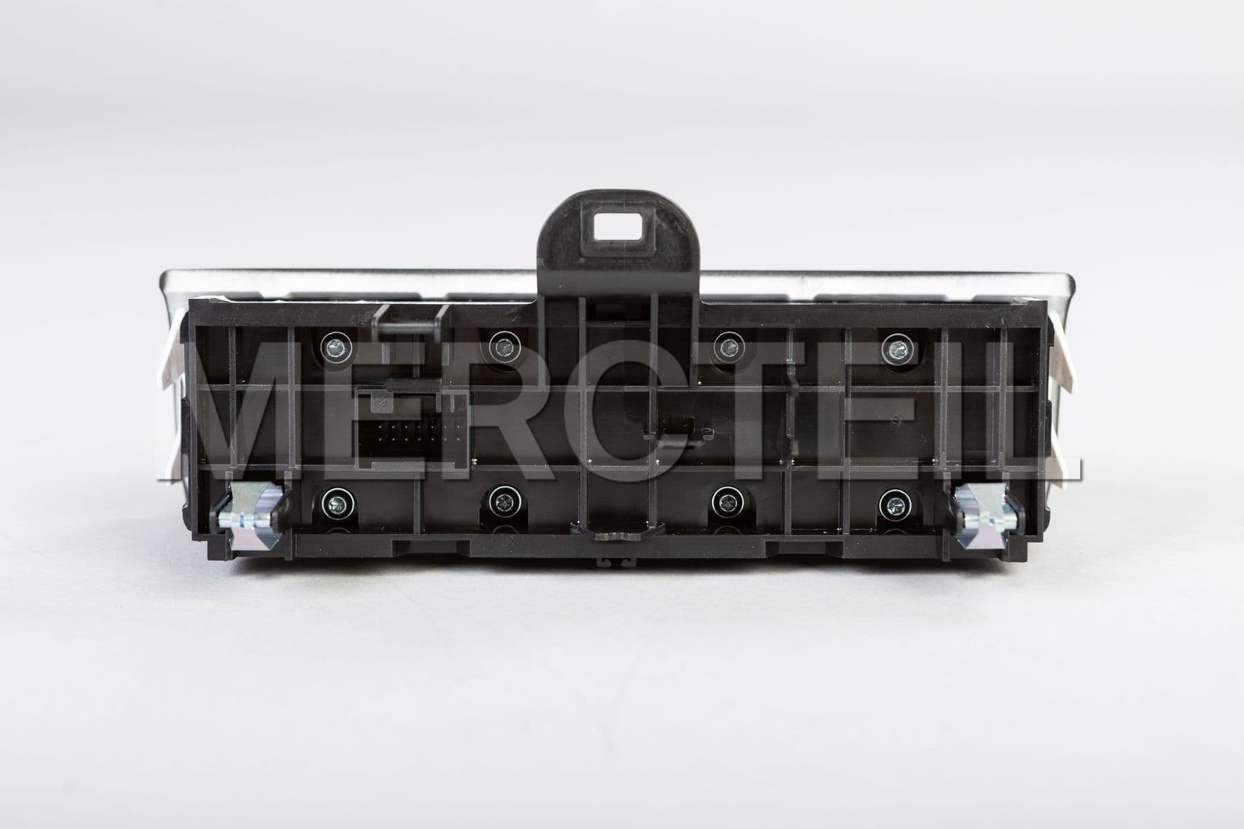 Buy the spare part BMW 61316838211 switch unit