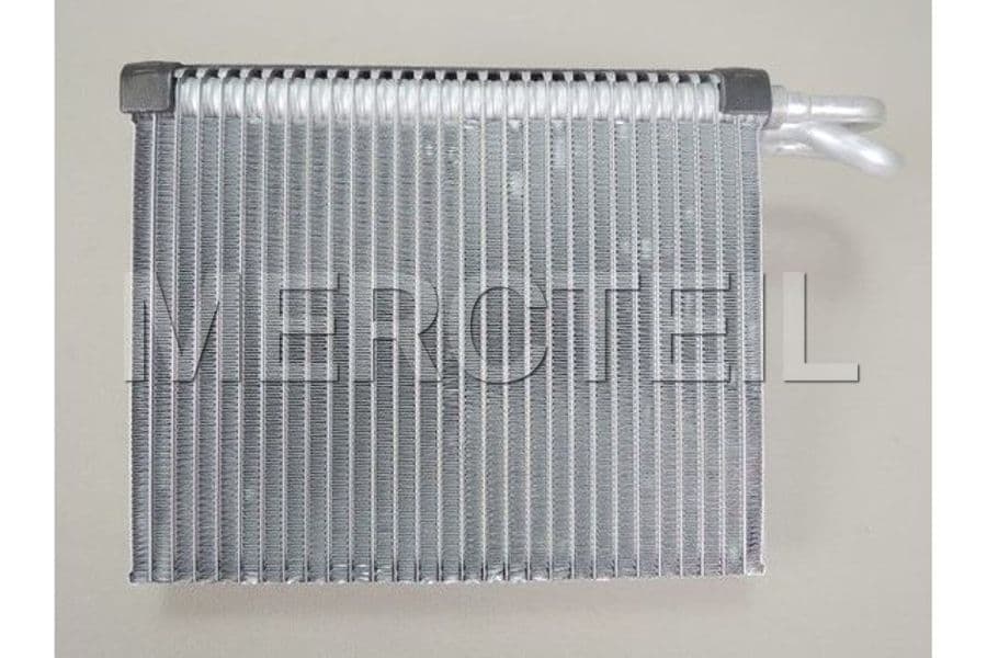 Buy the spare part BMW 64116806555 evaporator