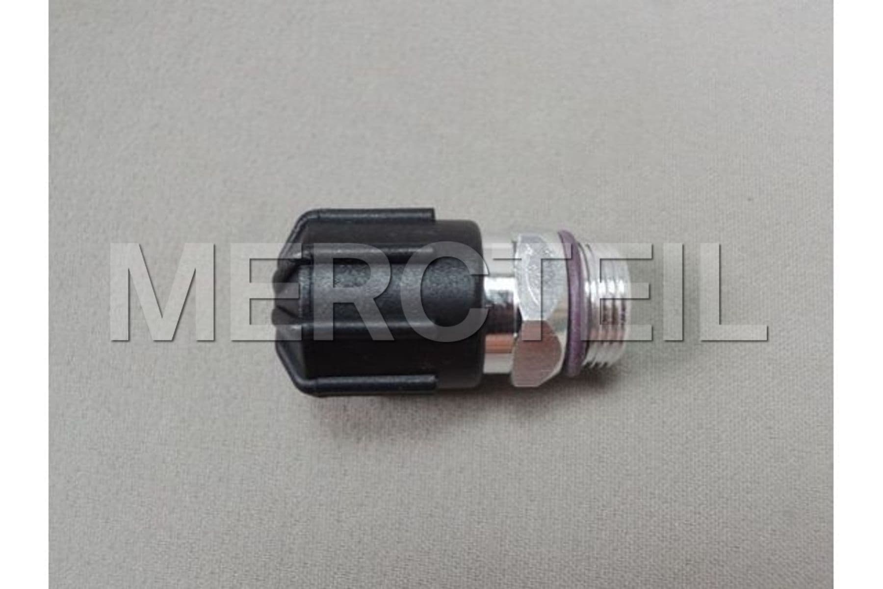 64509177577 BMW Valve insert