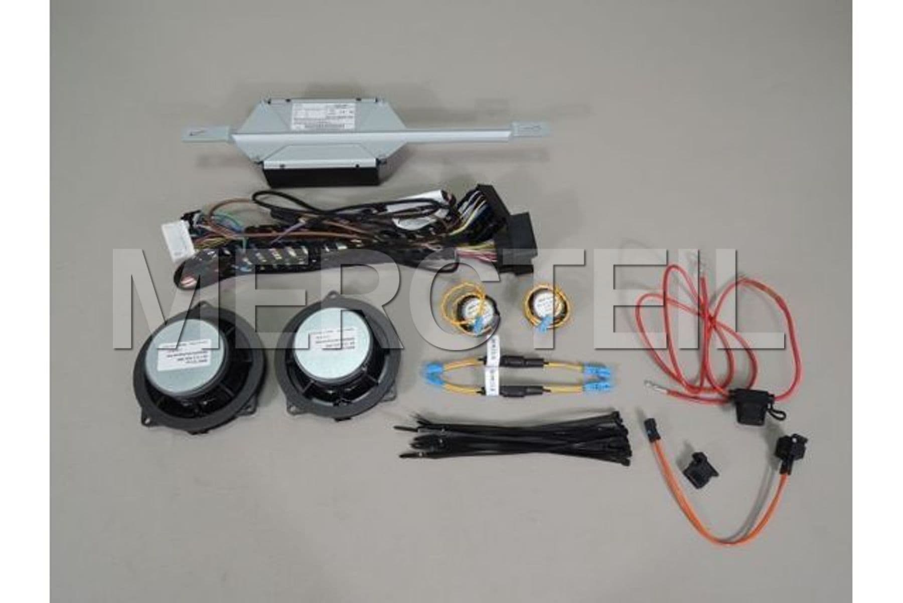 65412413270 BMW BMW HiFi System ALPINE