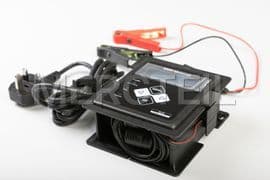77025A68BA3 BMW BATTERY CHARGER PLUS BMW MOTORRAD UK