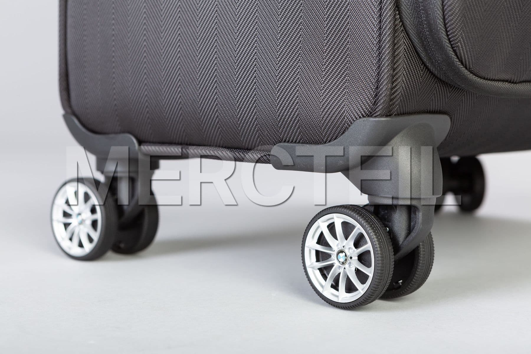 80222454682 BMW BMW Trolley