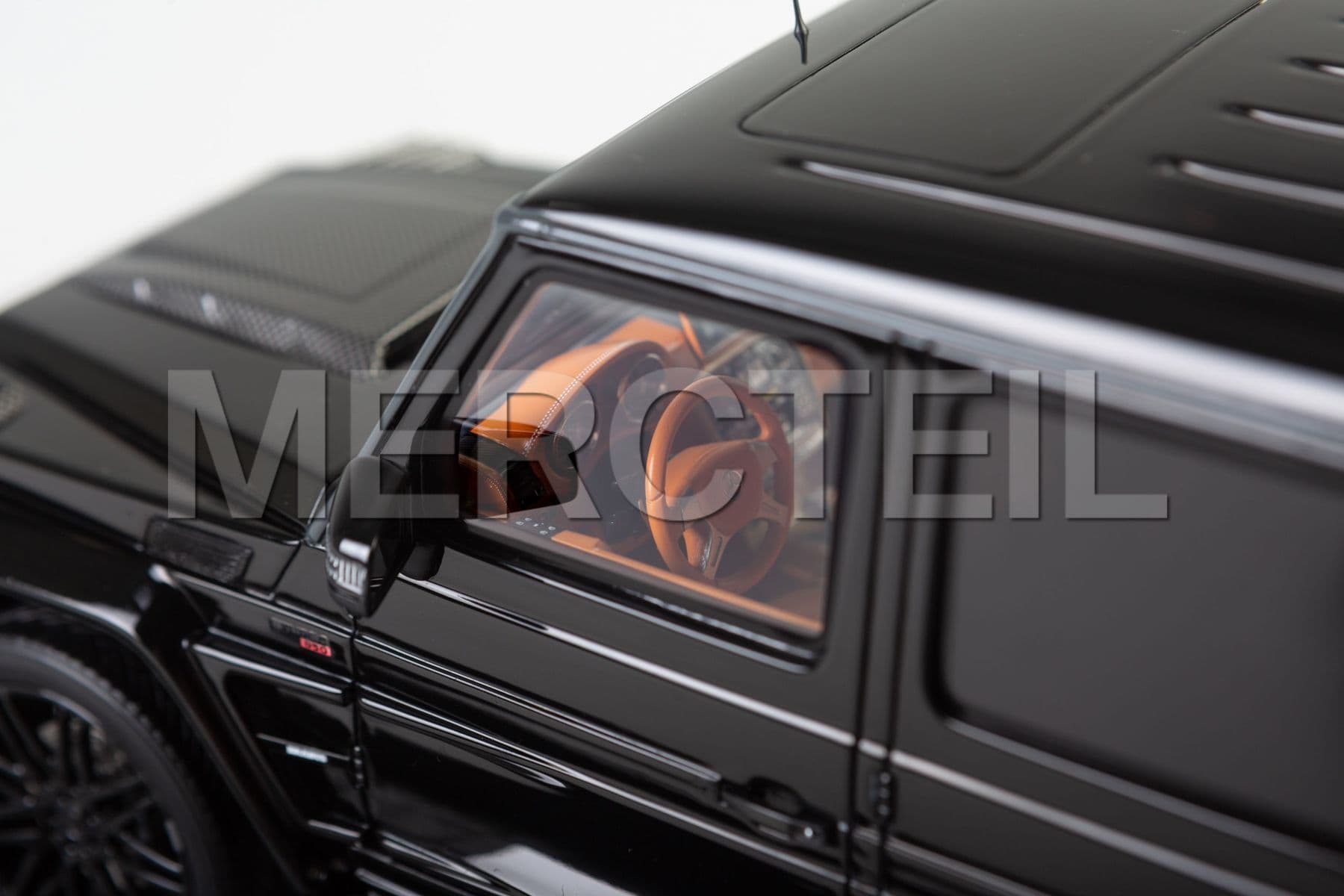 908-463-05 BRABUS MODEL CAR BRABUS 850 G63 1:43 BLACK