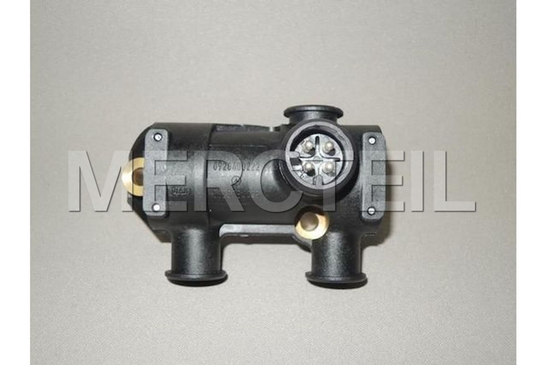 Buy the spare part Mercedes-Benz A0000784449 shut off valve