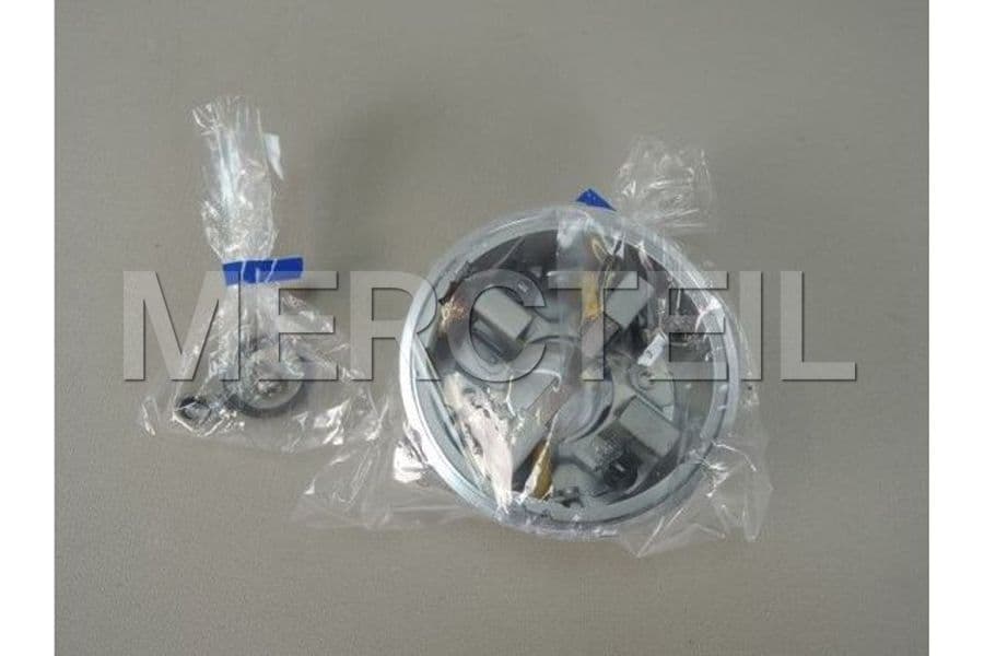 Buy the spare part Mercedes-Benz A0001511967 stator housing cover