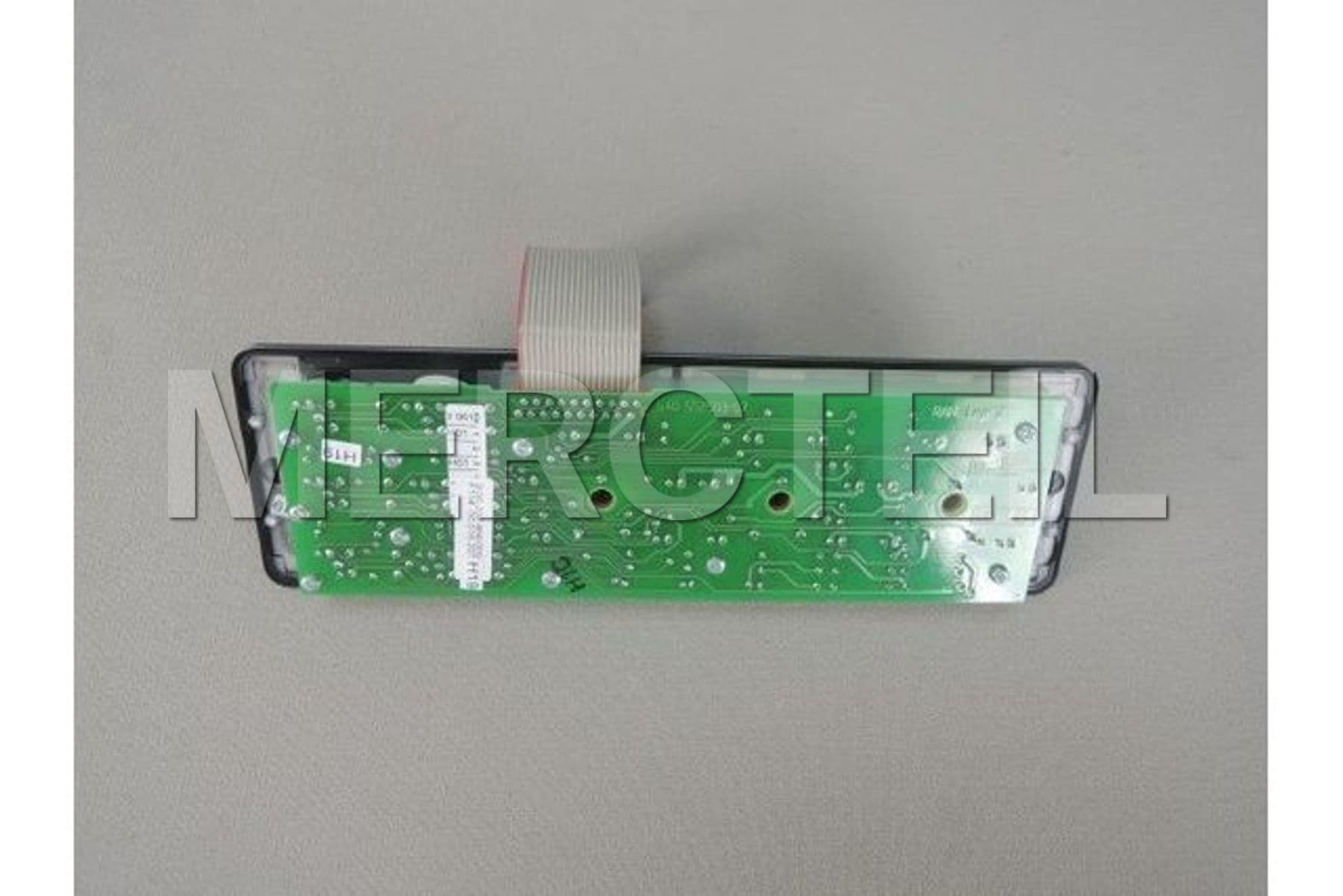 Buy the spare part Mercedes-Benz A0004465228 operating component 