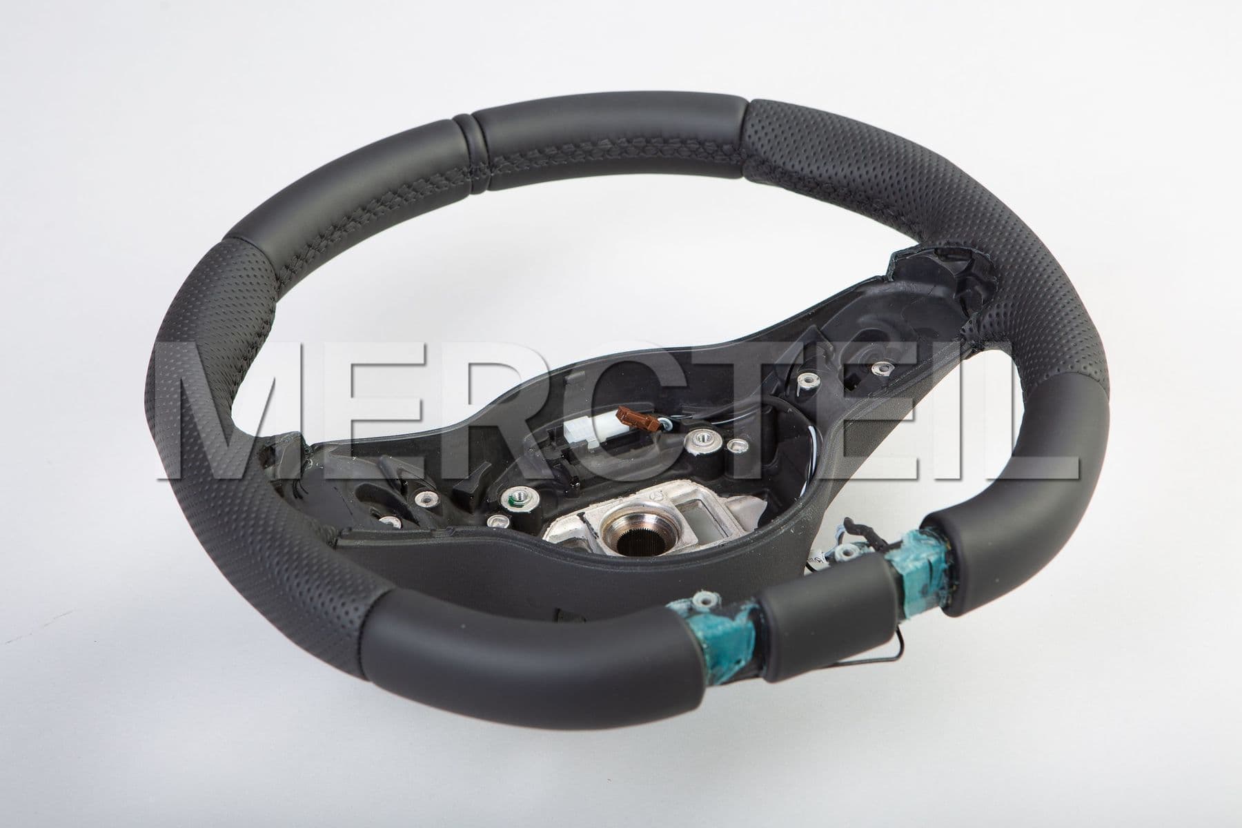 A00046047099E38 MERCEDES-BENZ STEERING WHEEL