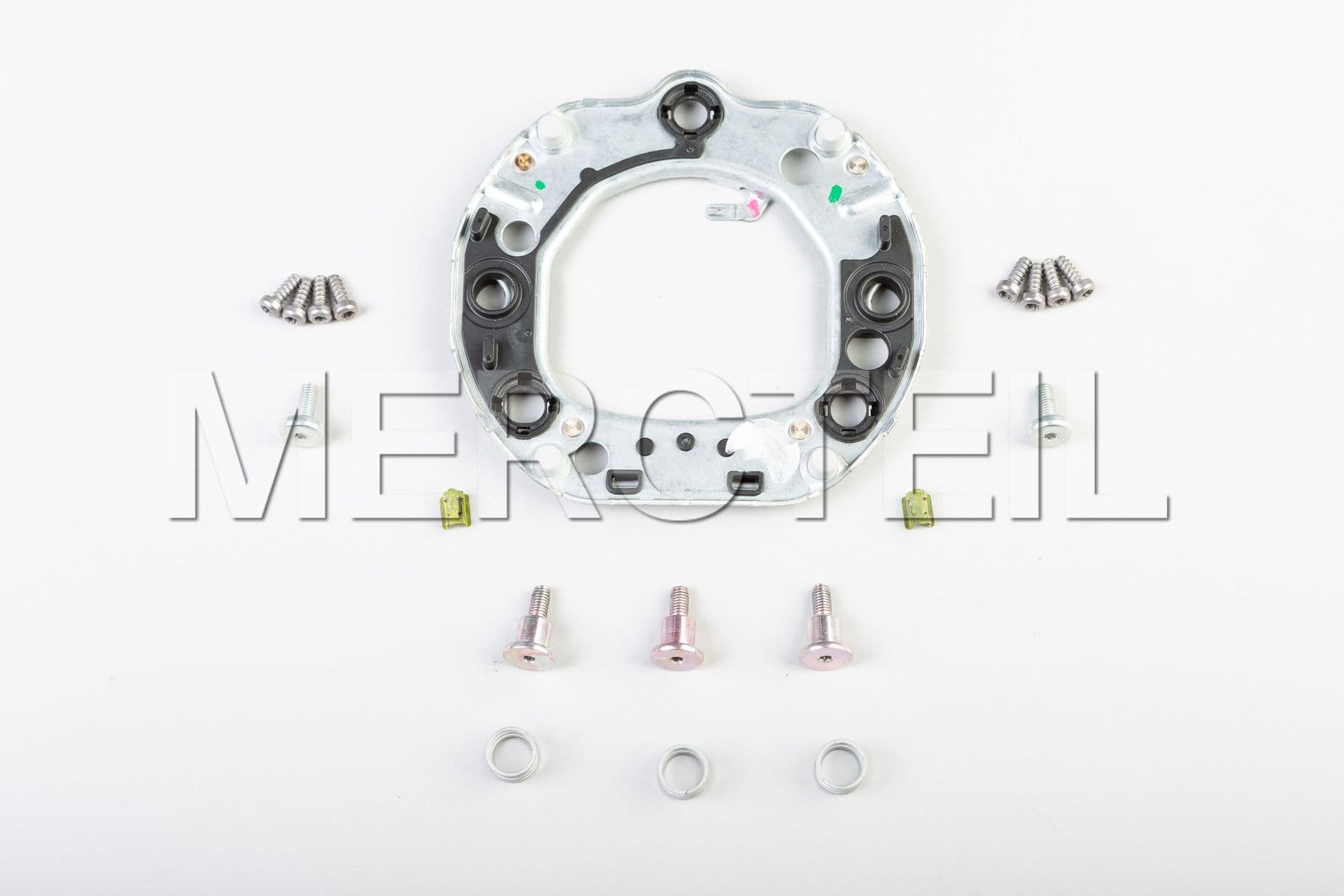 Buy the spare part Mercedes-Benz A00046084139E38 steering wheel