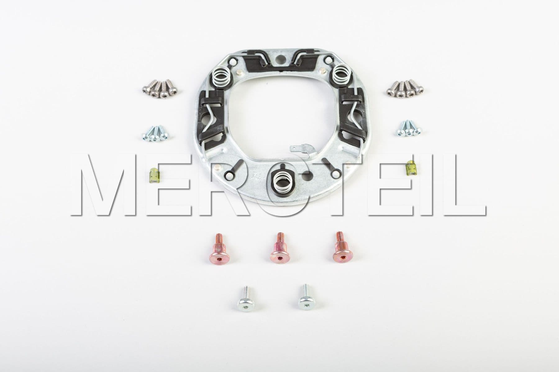 Buy the spare part Mercedes-Benz A00046098081B81 steering wheel