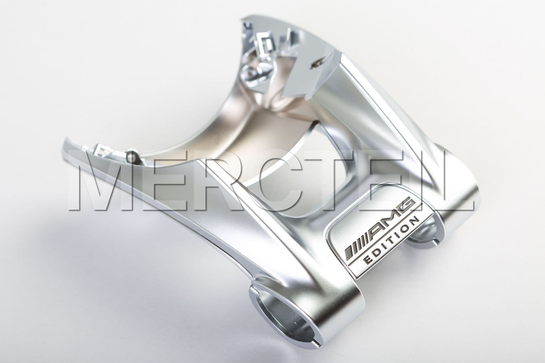 Kaufen Sie das Ersatzteil Mercedes-Benz A0004645700 lenkradblende