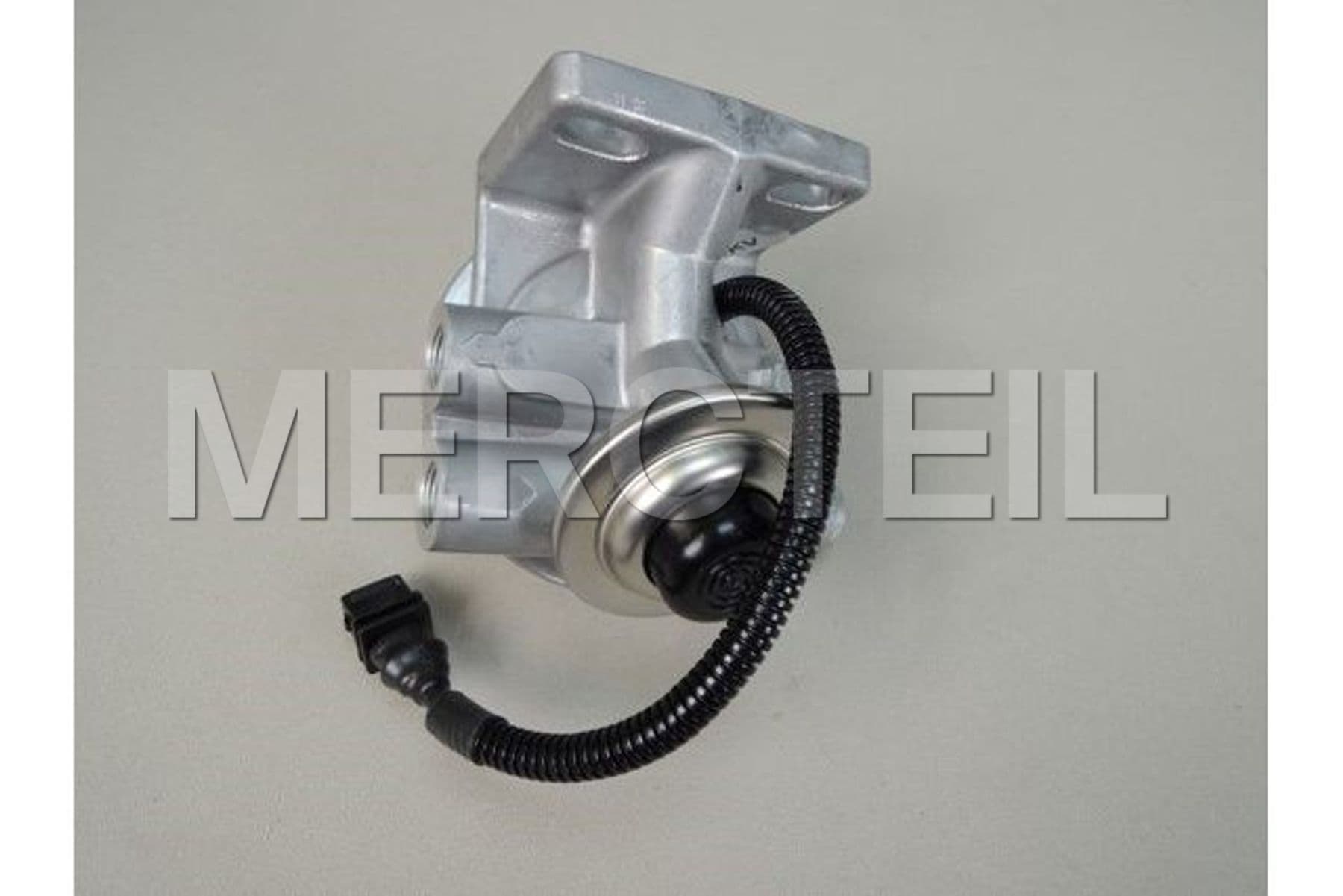 A0004774808 MERCEDES-BENZ FILTER HEAD