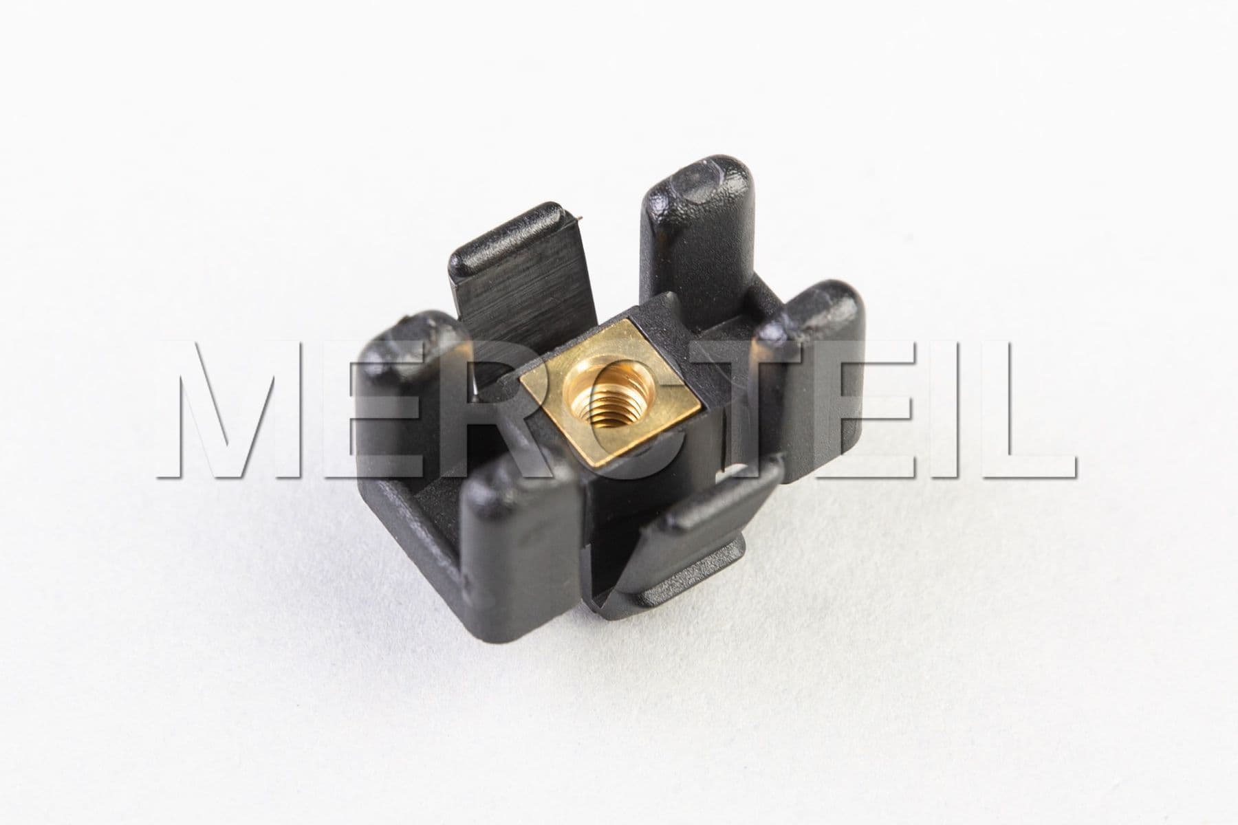 Buy the spare part Mercedes-Benz A0005400169 cable connection 