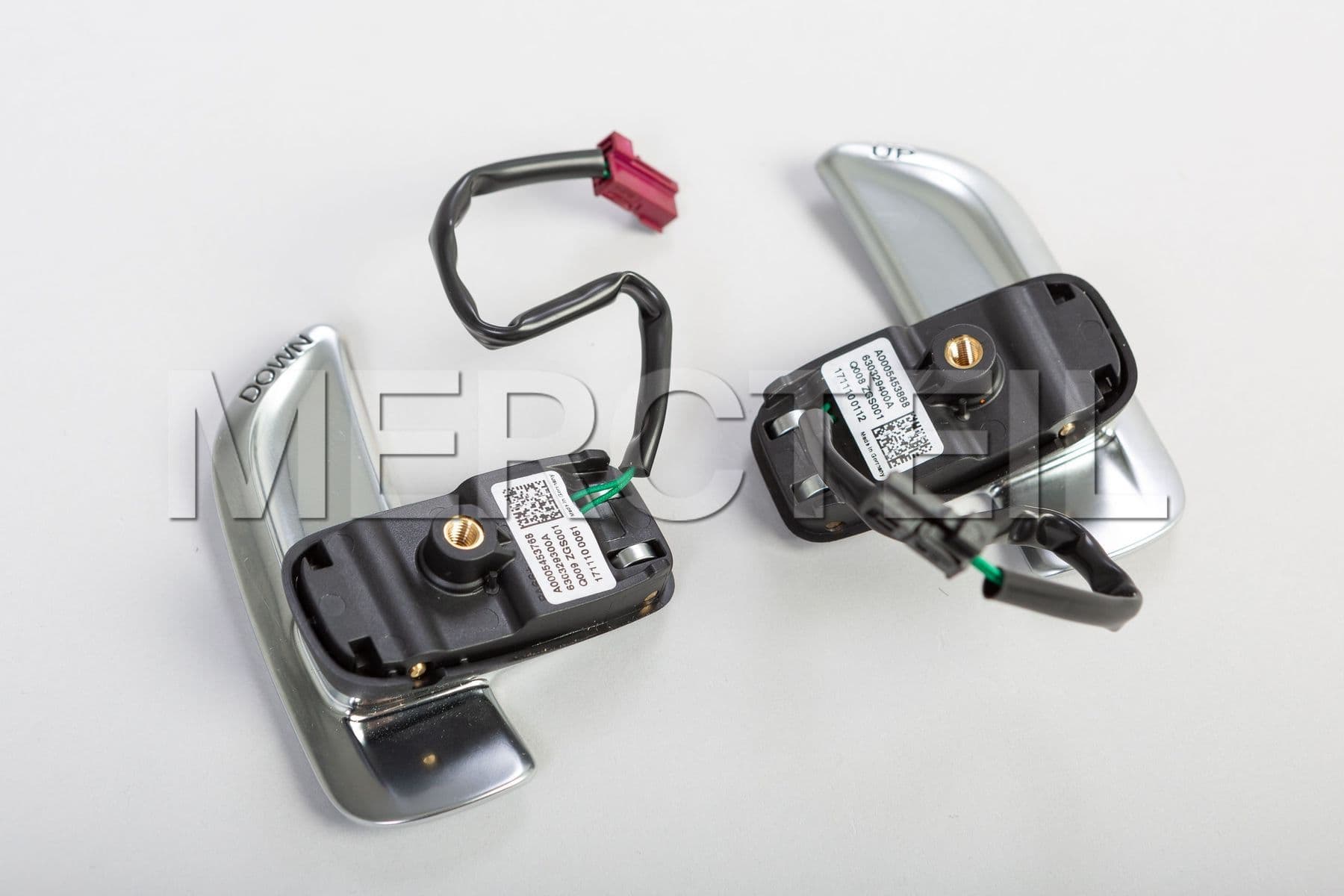 Buy the spare part Mercedes-Benz A0005453968 shift rocker arm