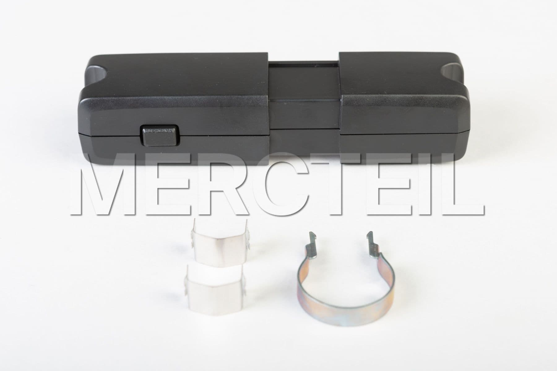 A0008103300 MERCEDES-BENZ BRACKET