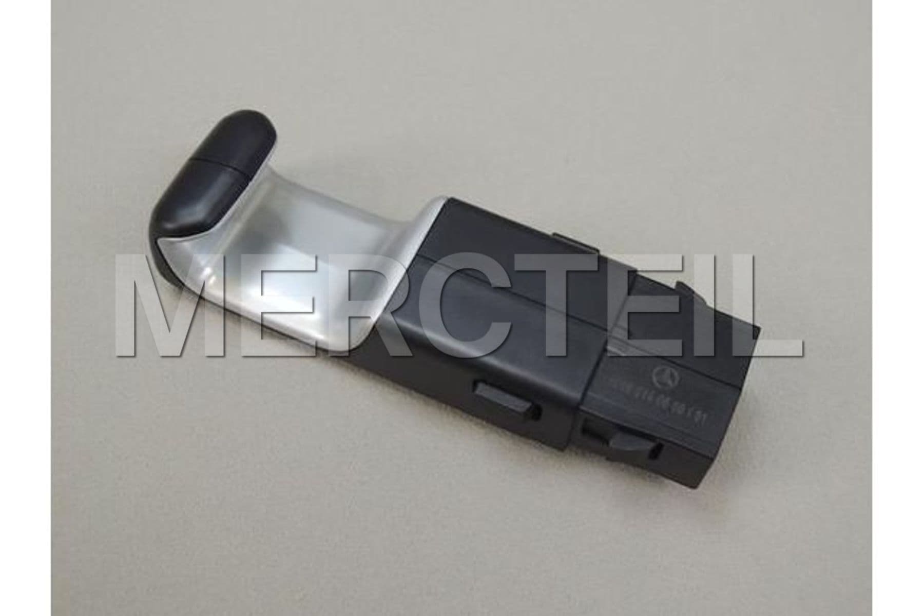 Buy the spare part MercedesBenz A0008140000 coat hook