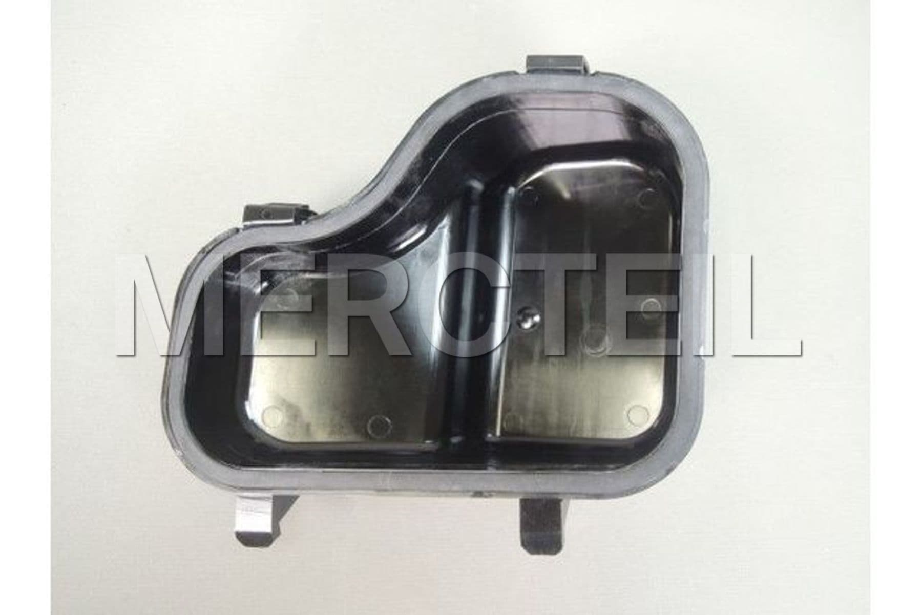 A0008266324 MERCEDES-BENZ COVER