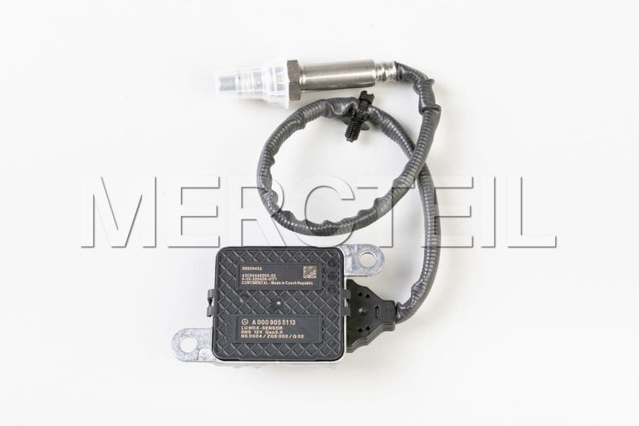 Buy the spare part Mercedes-Benz A000905511364 nox sensor