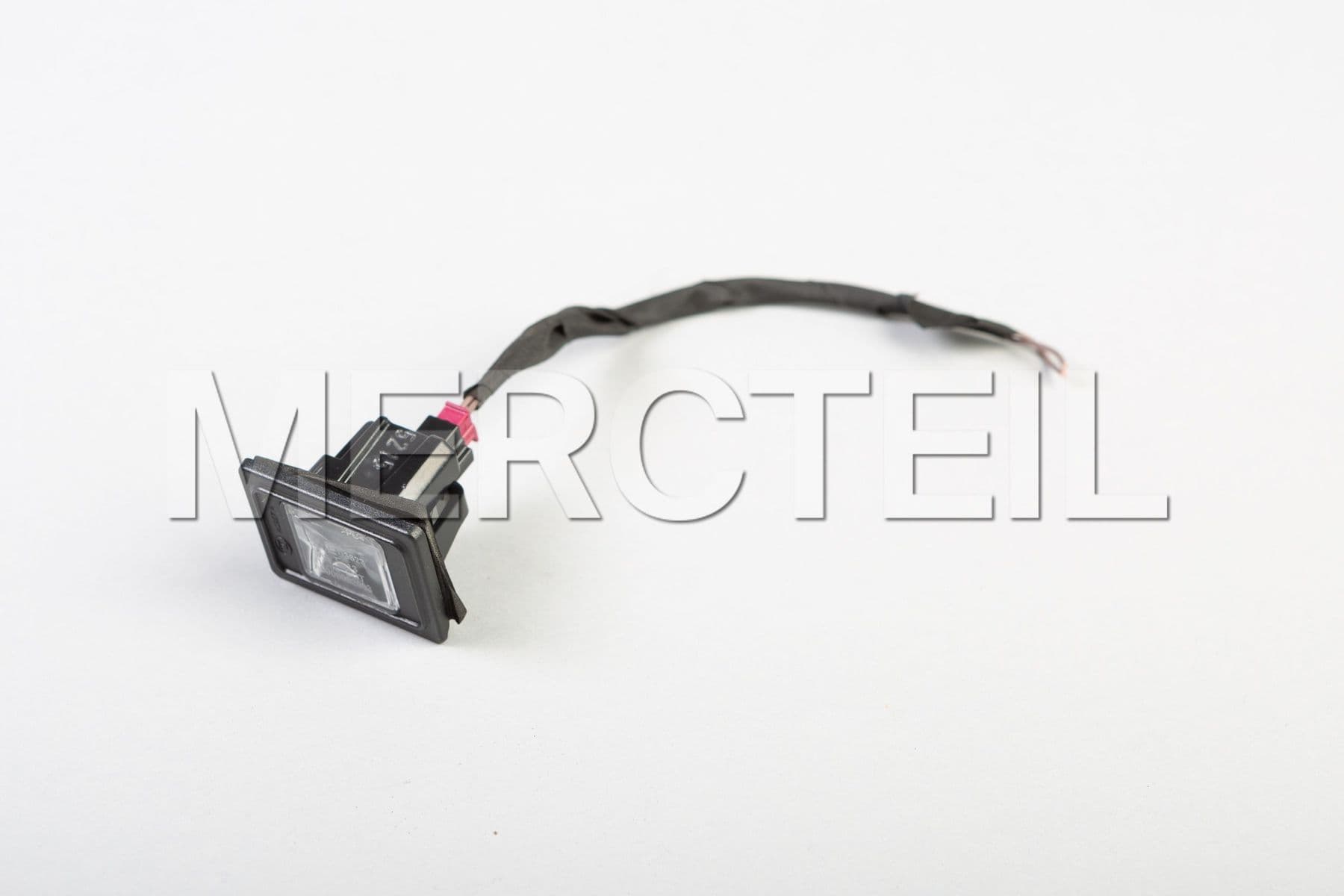 A0009062903 MERCEDES-BENZ LICENSE PLATE LAMP