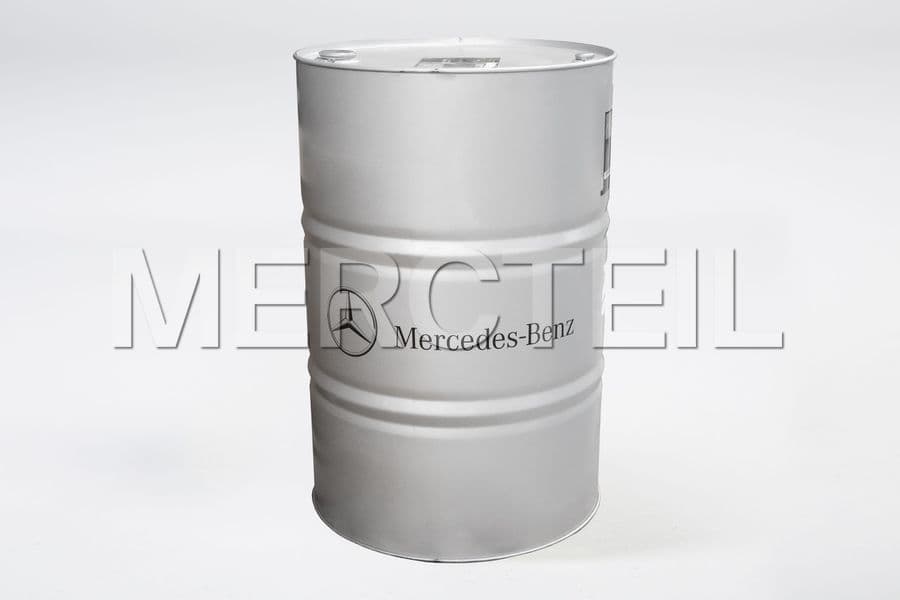 Buy the spare part Mercedes-Benz A000989920217AIFW engine oil