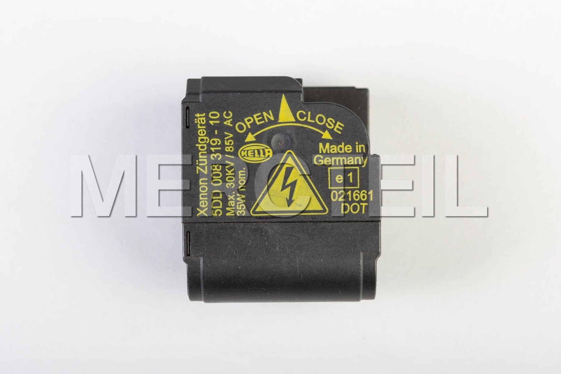 A0028202526 MERCEDES-BENZ CONTROL UNIT