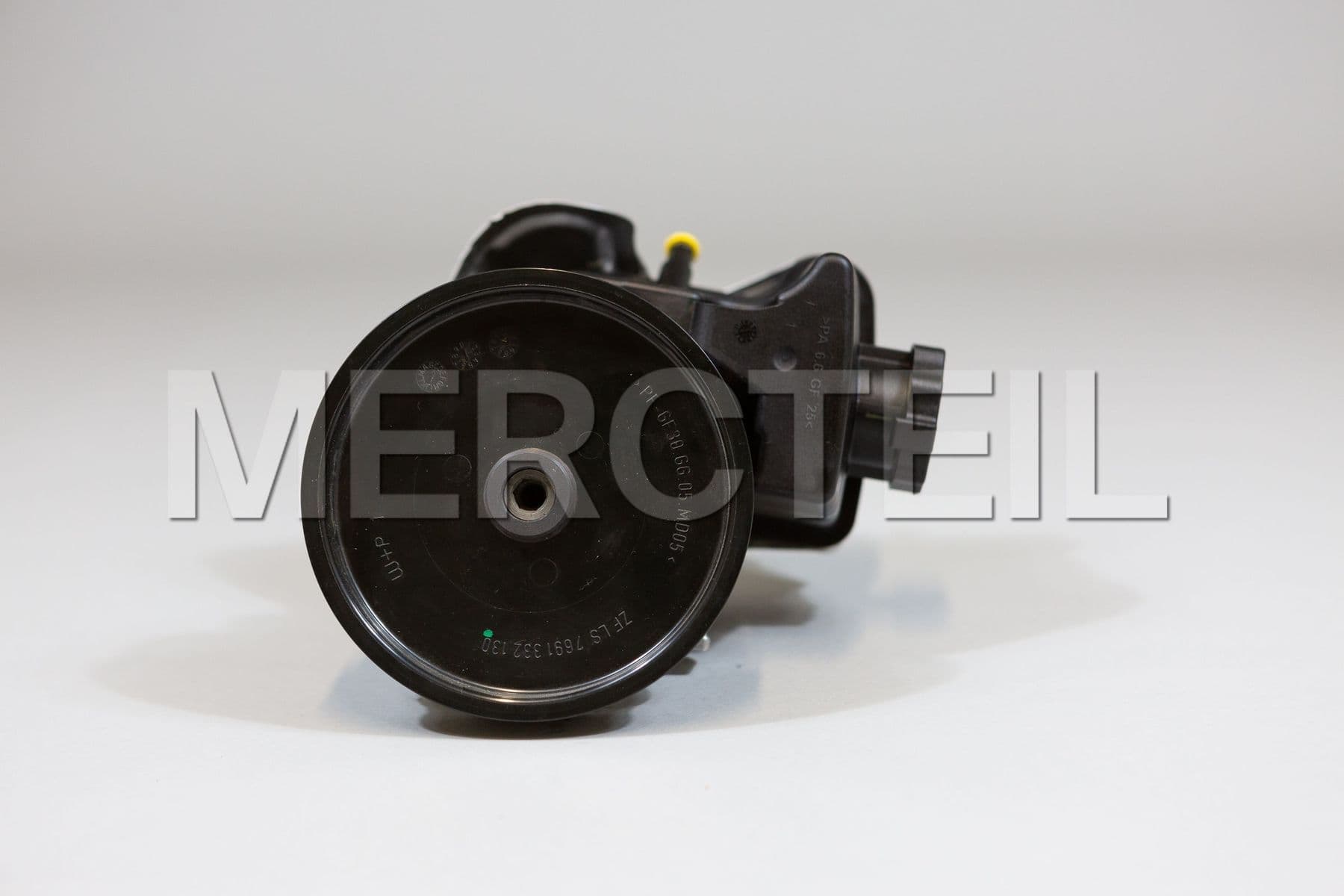 A0034664301 MERCEDES-BENZ HYDRAULIC PUMP