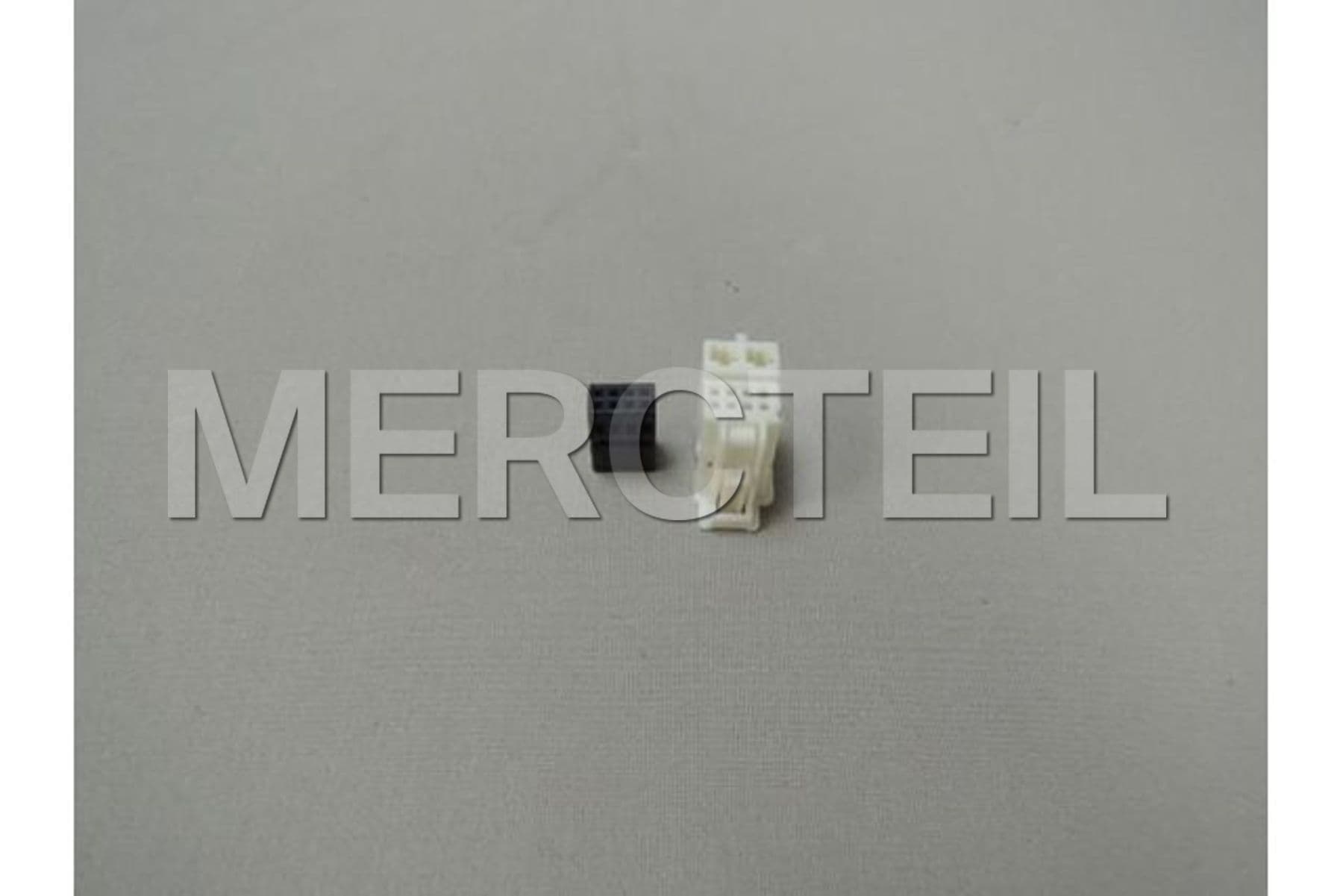 A0075403681 MERCEDES-BENZ CONNECTOR HOUSING