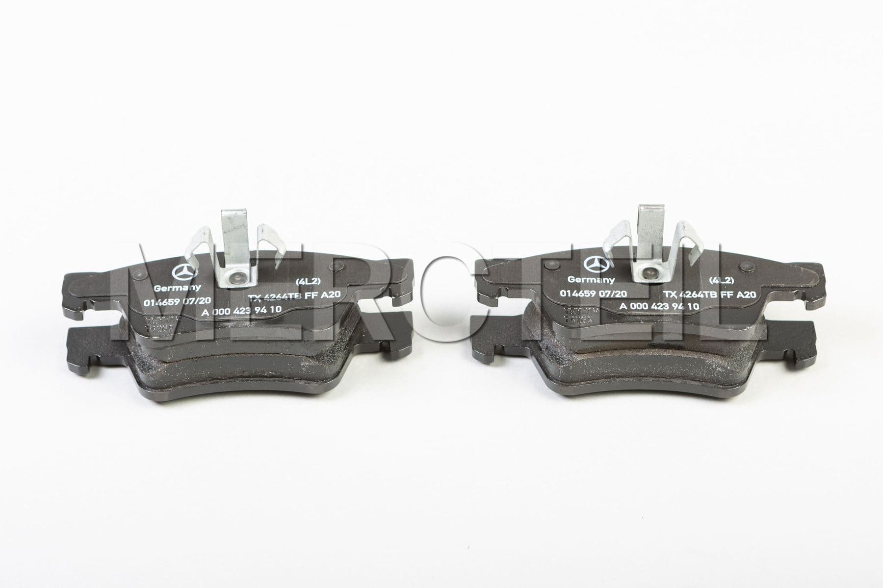 A0084205320 MERCEDES-BENZ TS DISK BRAKE PAD