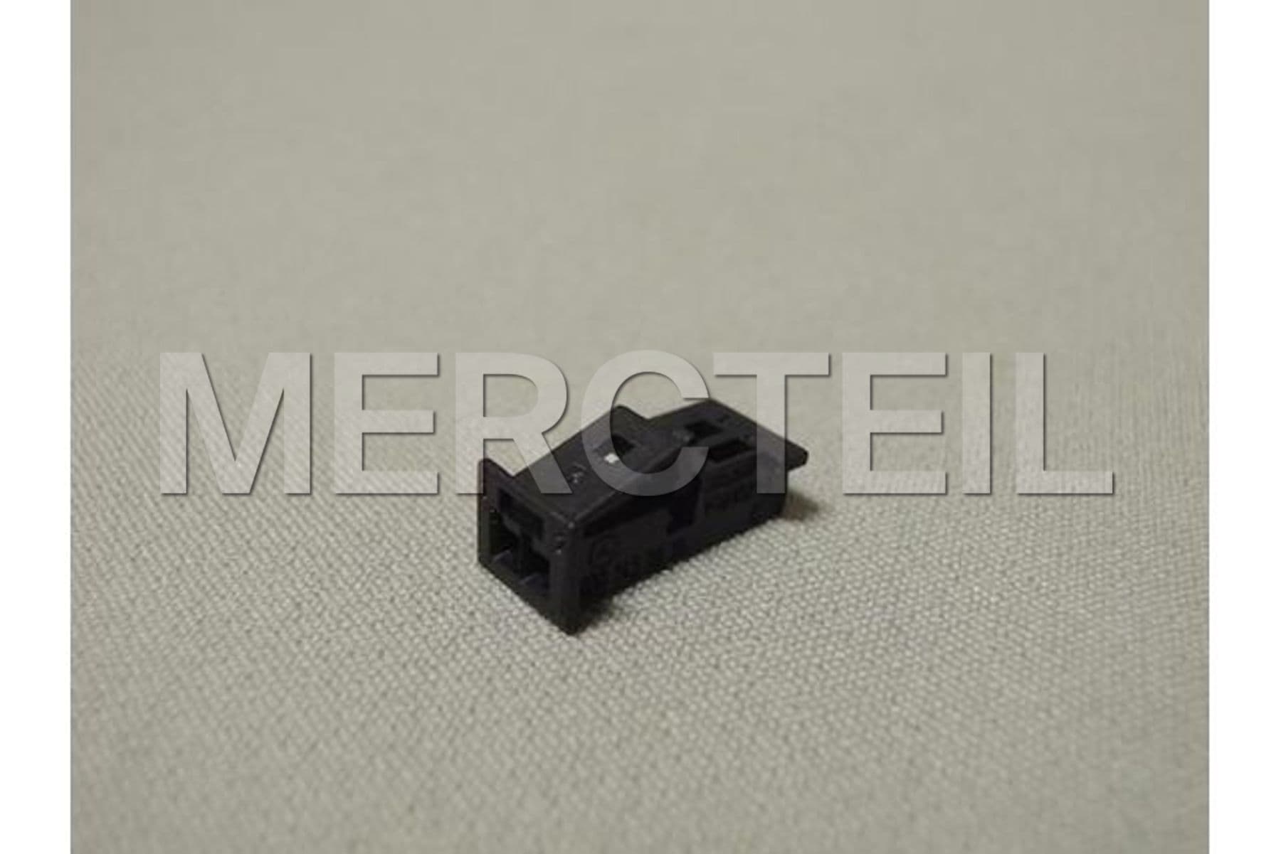 A0305452828 MERCEDES-BENZ PLUG