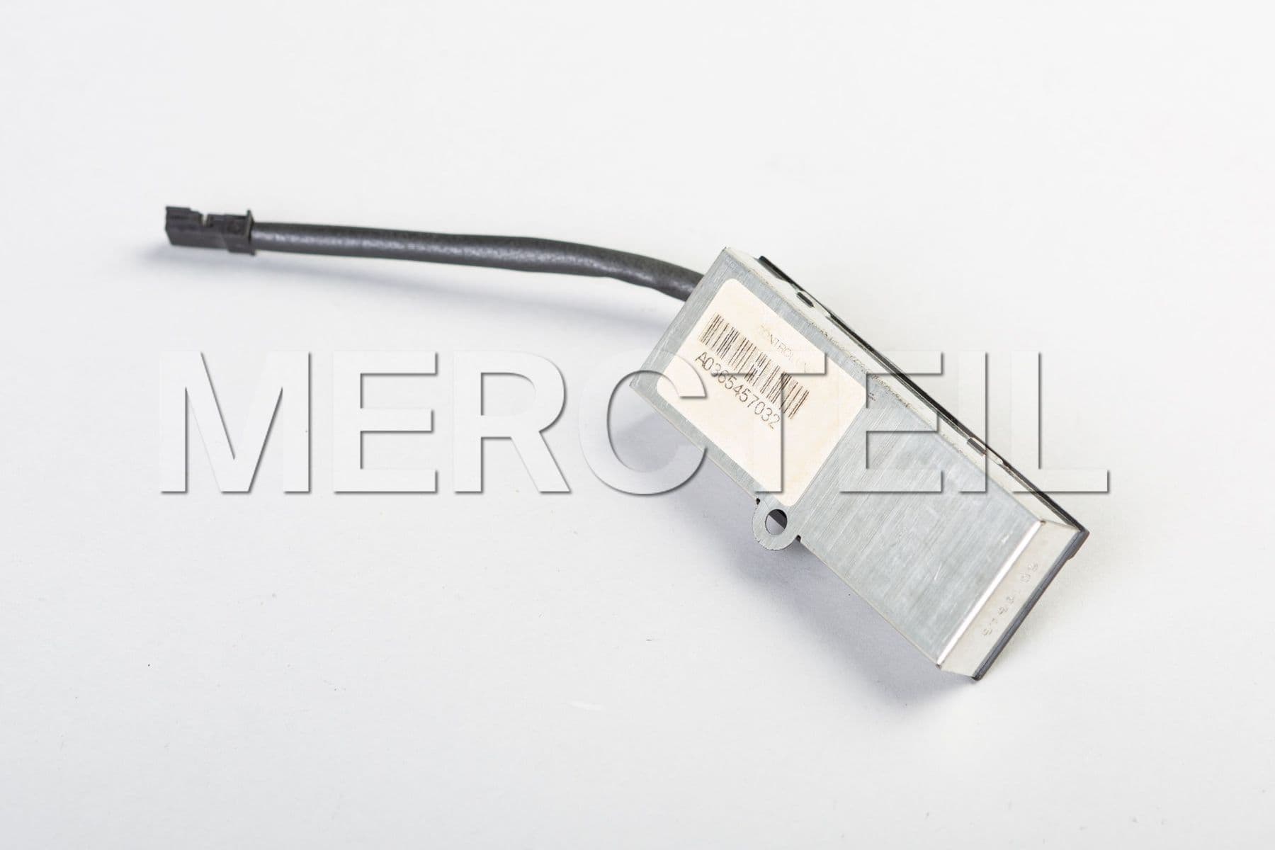 Buy the spare part Mercedes-Benz A0365457032 control unit