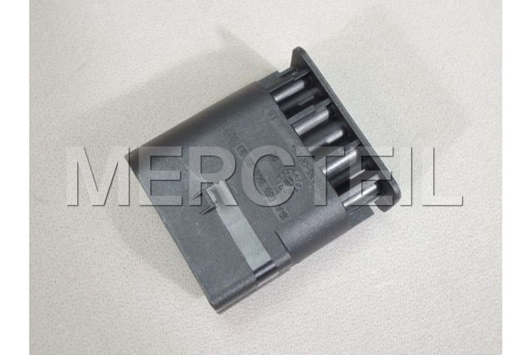 A055545292864 MERCEDES-BENZ PLUG HOUSING