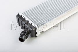 A0995004800 MERCEDES-BENZ RADIATOR